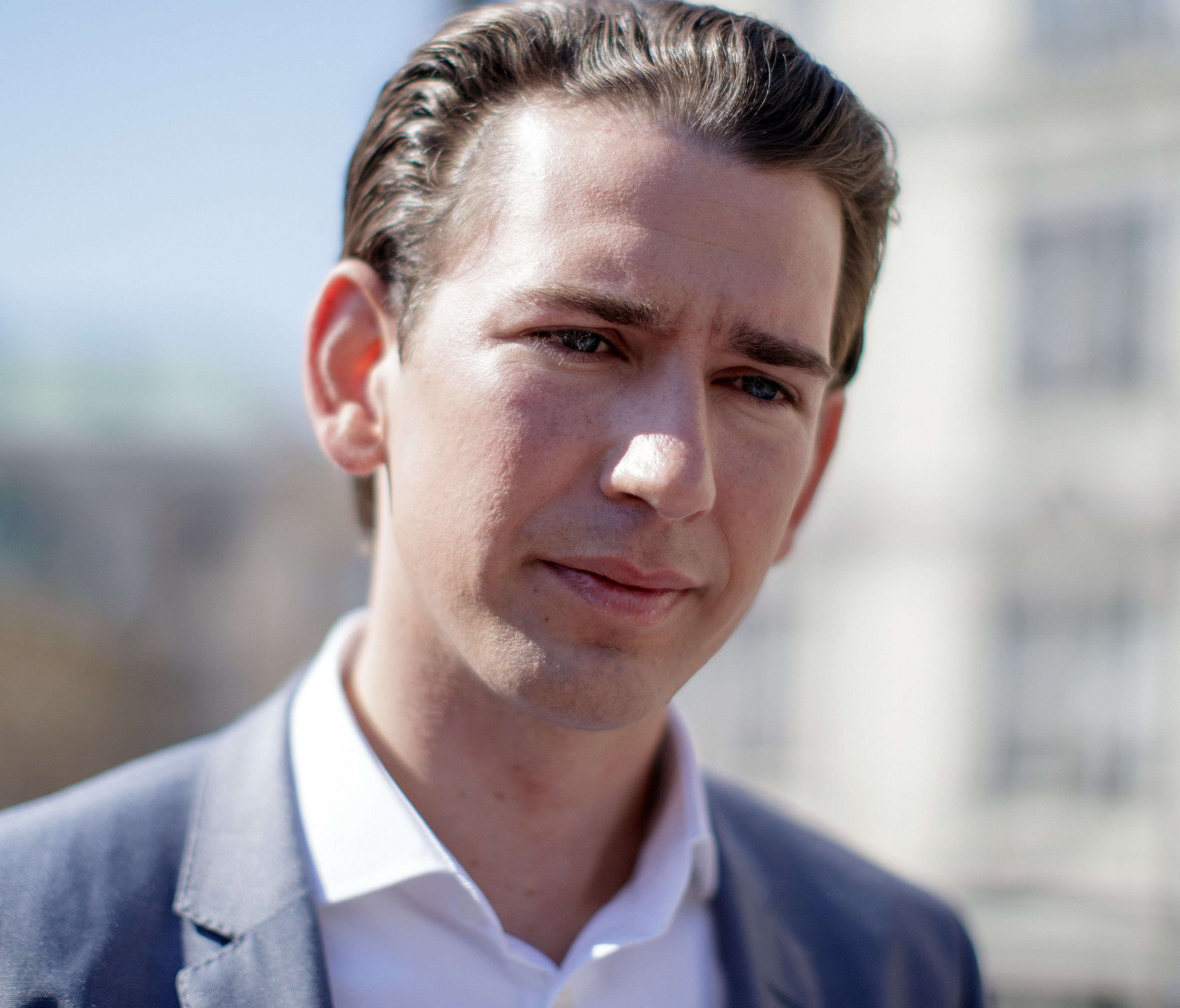 Außenminister befürchtet "Überforderung" im Falle von "Weiterwinken". Außenminister befürchtet "Überforderung" im Falle von "Weiterwinken".