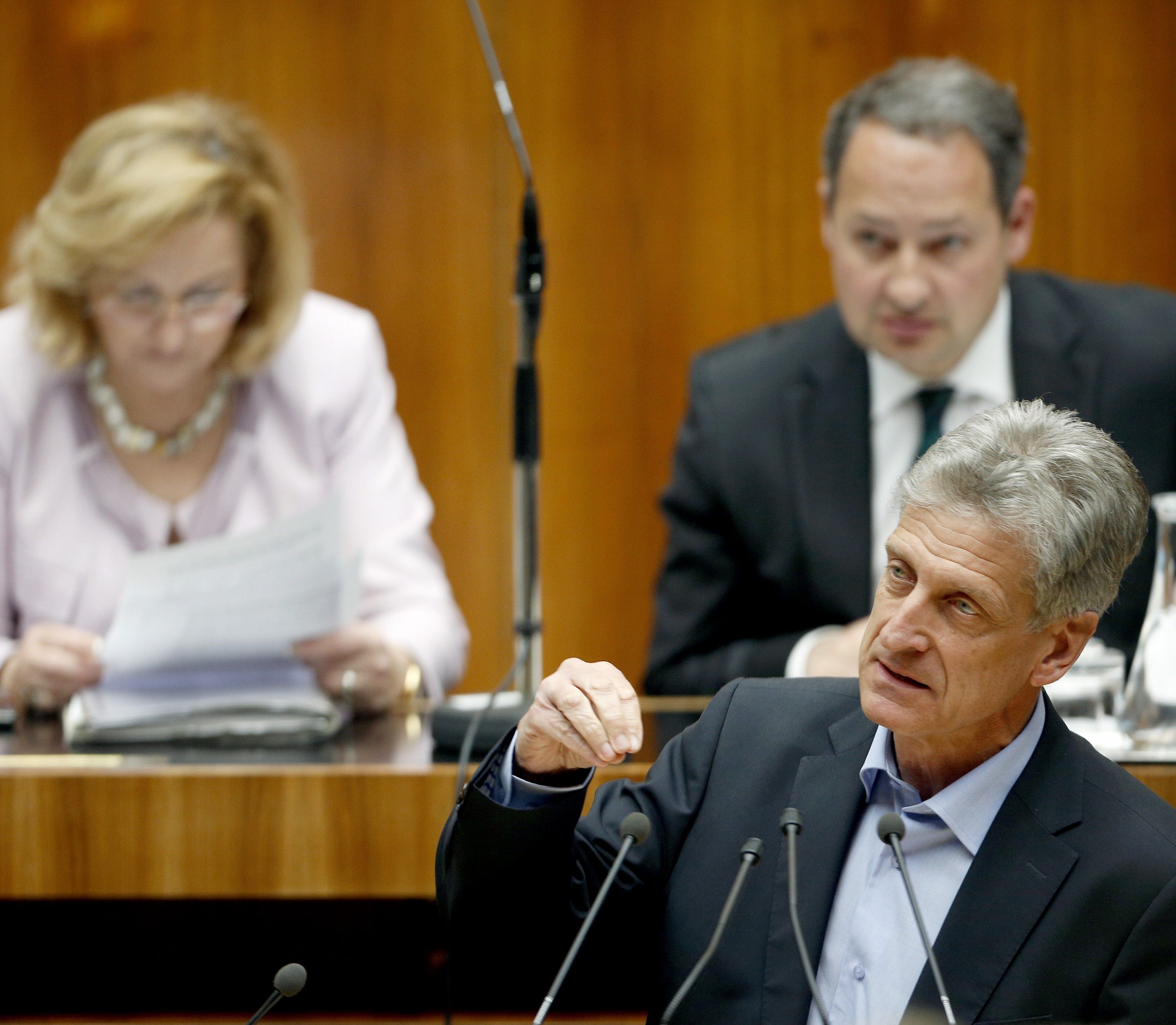 Ungewöhnlich starker Generationenwechsel bahnt sich an. Ungewöhnlich starker Generationenwechsel bahnt sich an.