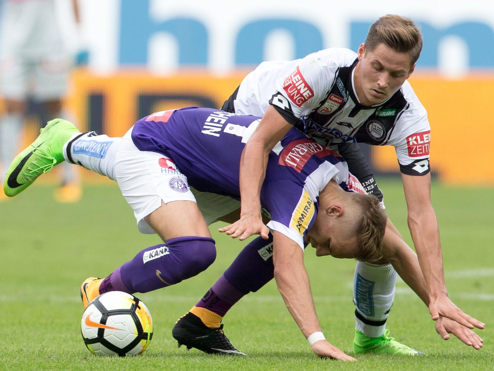 vlnr.: Christoph Mondschein (FK Austria Wien) und Thorsten Röcher (SK Sturm Graz) beim Spiel