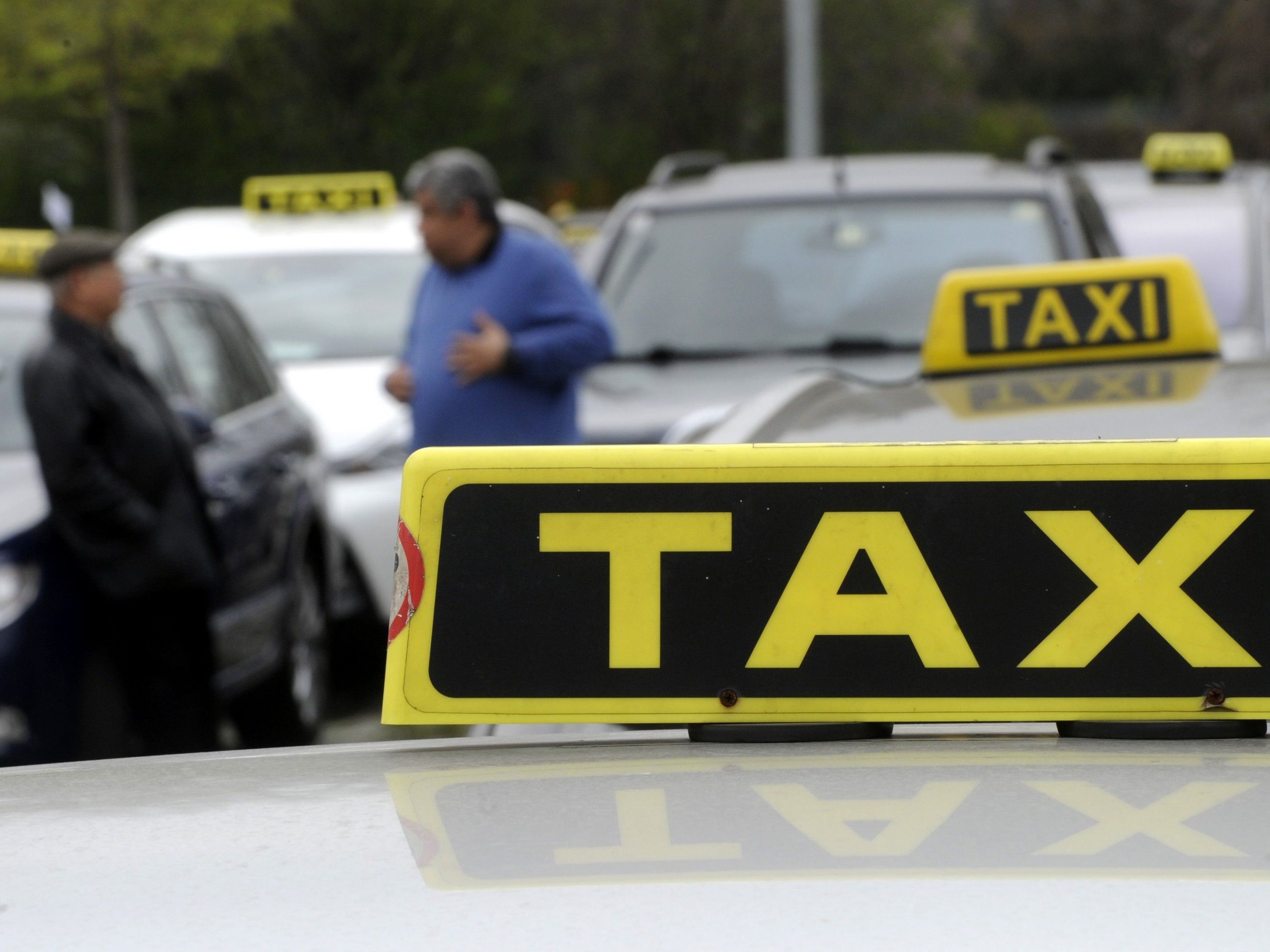 In Wien ist Taxifahren eher ein kostspieliges Vergnügen. In Wien ist Taxifahren eher ein kostspieliges Vergnügen.