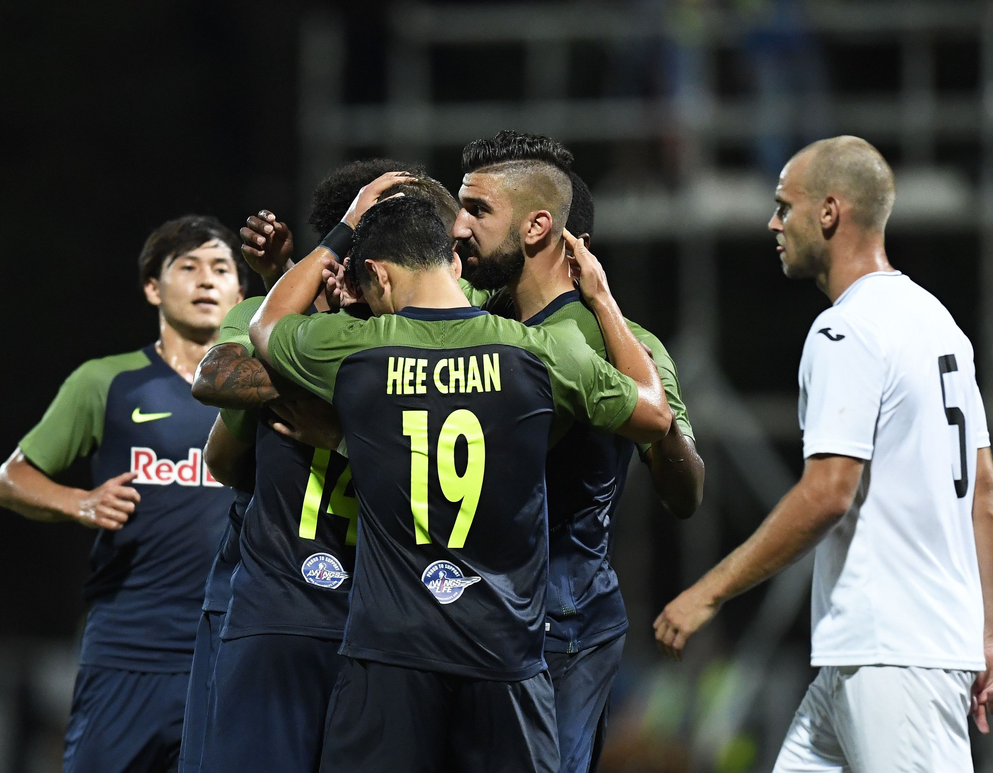 Red Bull Salzburg setzte sich im CL-Quali-Hinspiel in Malta mit 3:0 durch.