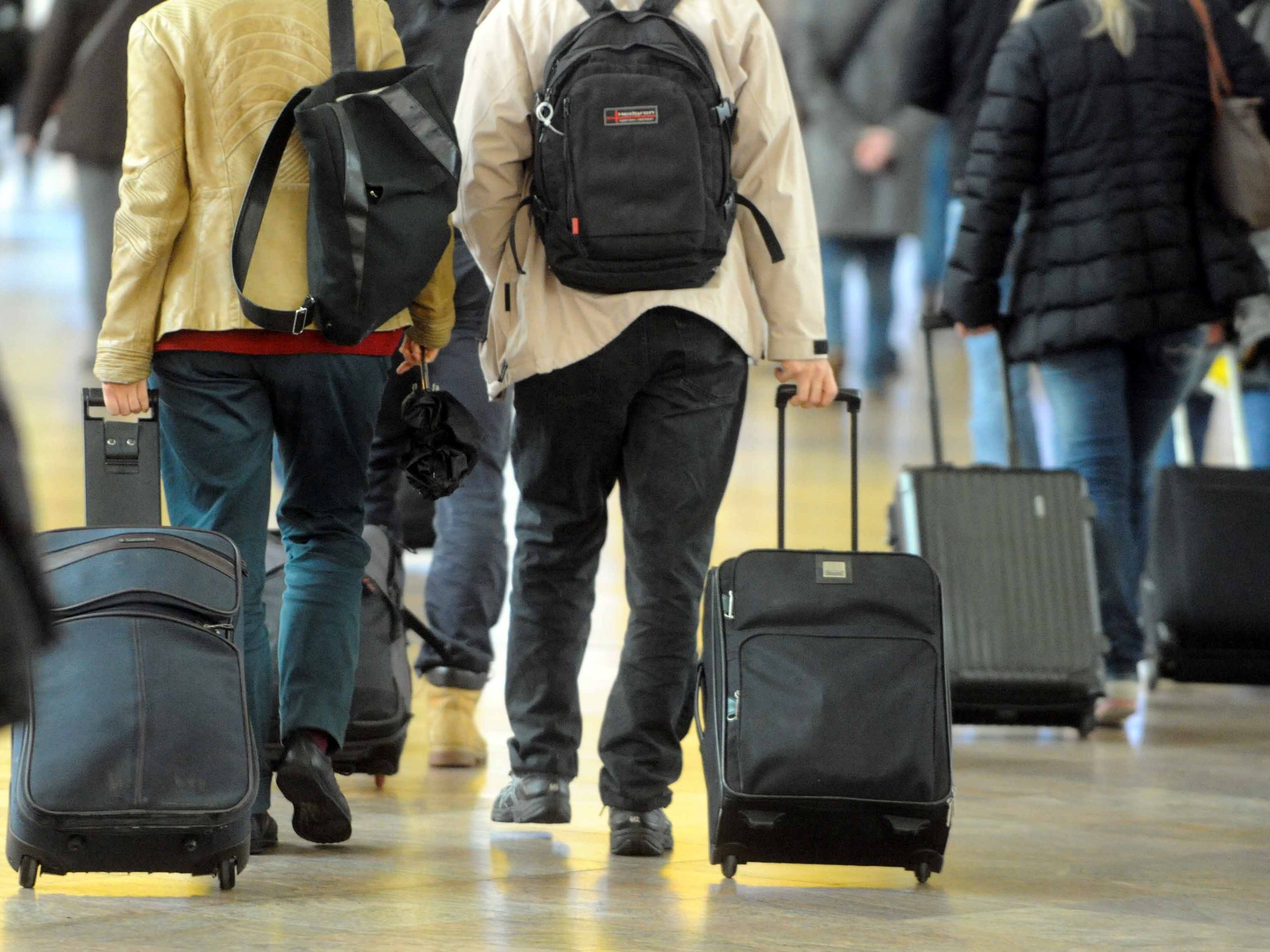 Hilfe gibt es bei verspäteten, überbuchten oder gestrichenen Flügen oder verlorenem Gepäck