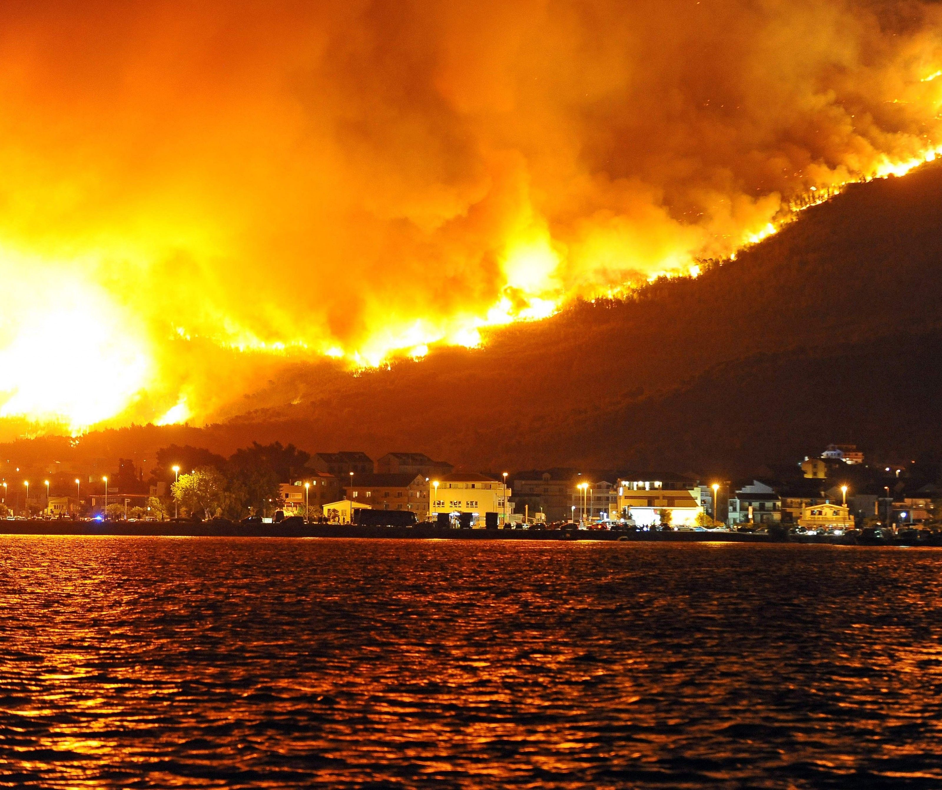 Waldbrände im kroatischen Split. Waldbrände im kroatischen Split.