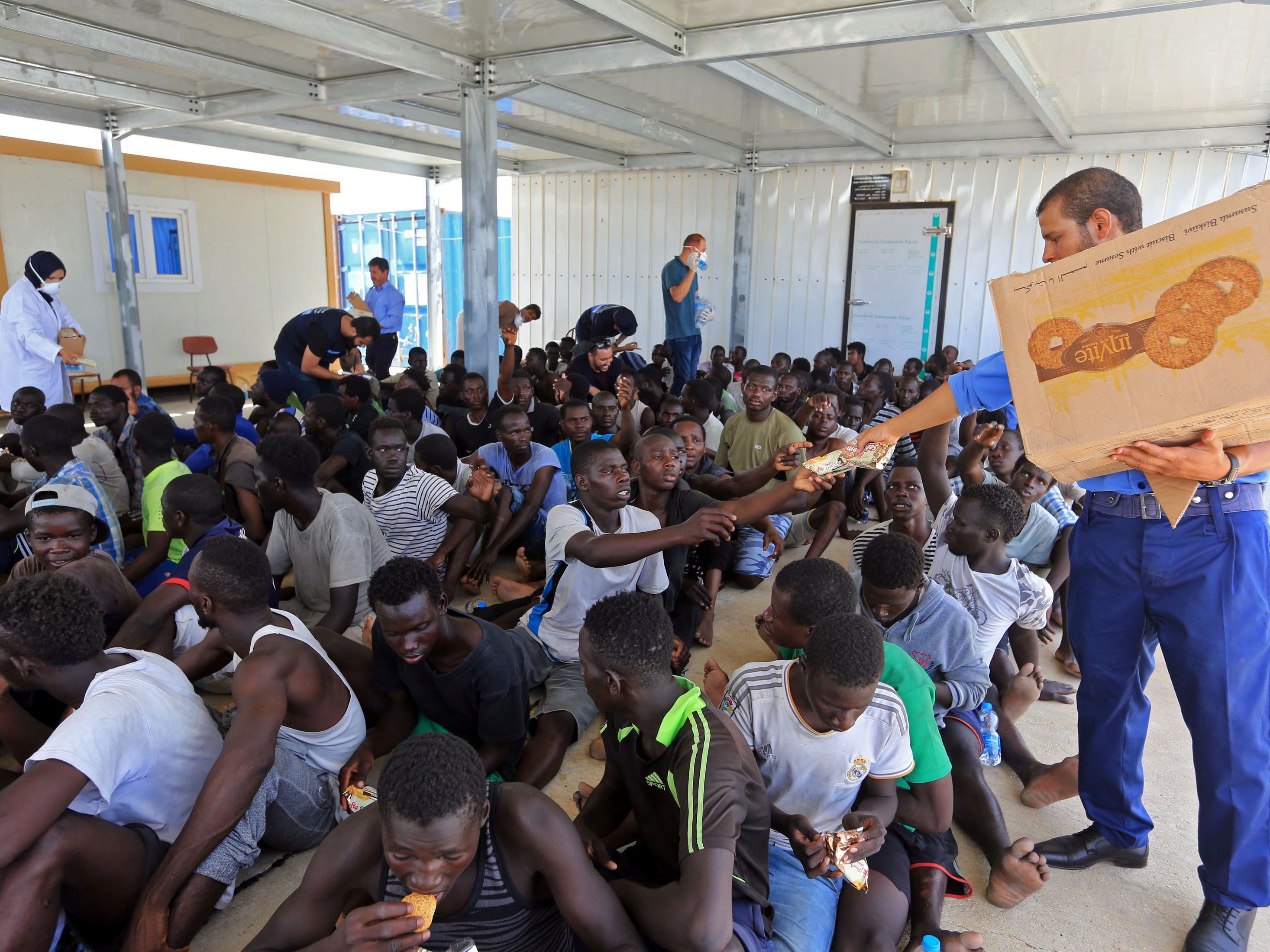 Frankreich plant sogenannte "Hotspots" in Libyen. Frankreich plant sogenannte "Hotspots" in Libyen.