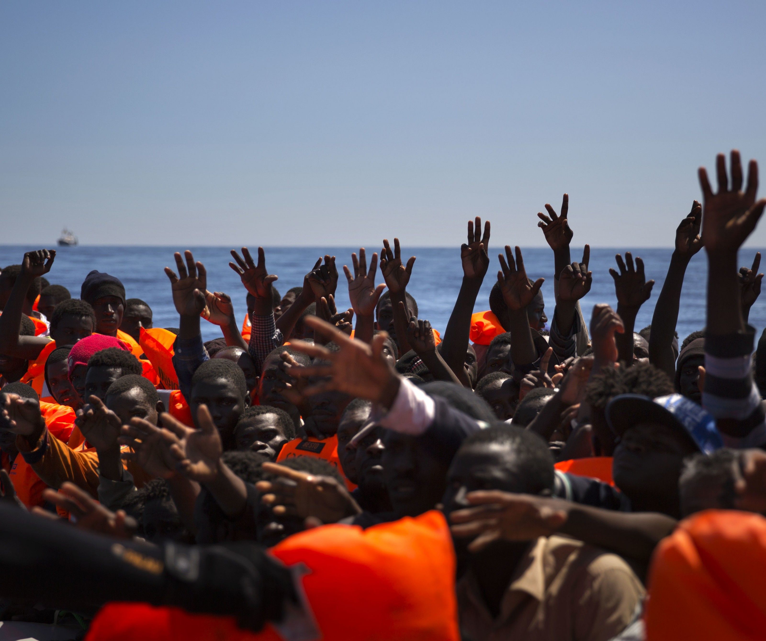 Außenminister: Notfalls "werden wir die Brenner-Grenze schützen". Außenminister: Notfalls "werden wir die Brenner-Grenze schützen".