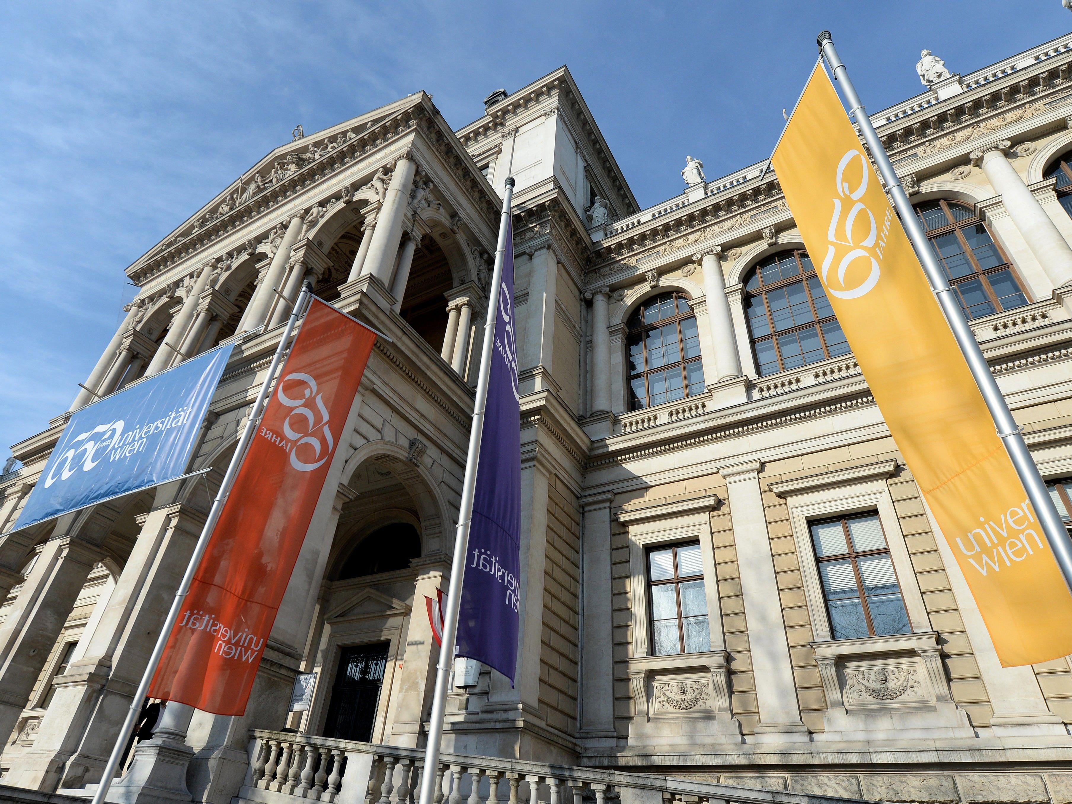 Die Uni Wien bietet ab September einen Kurs für geflüchtete Lehrer an