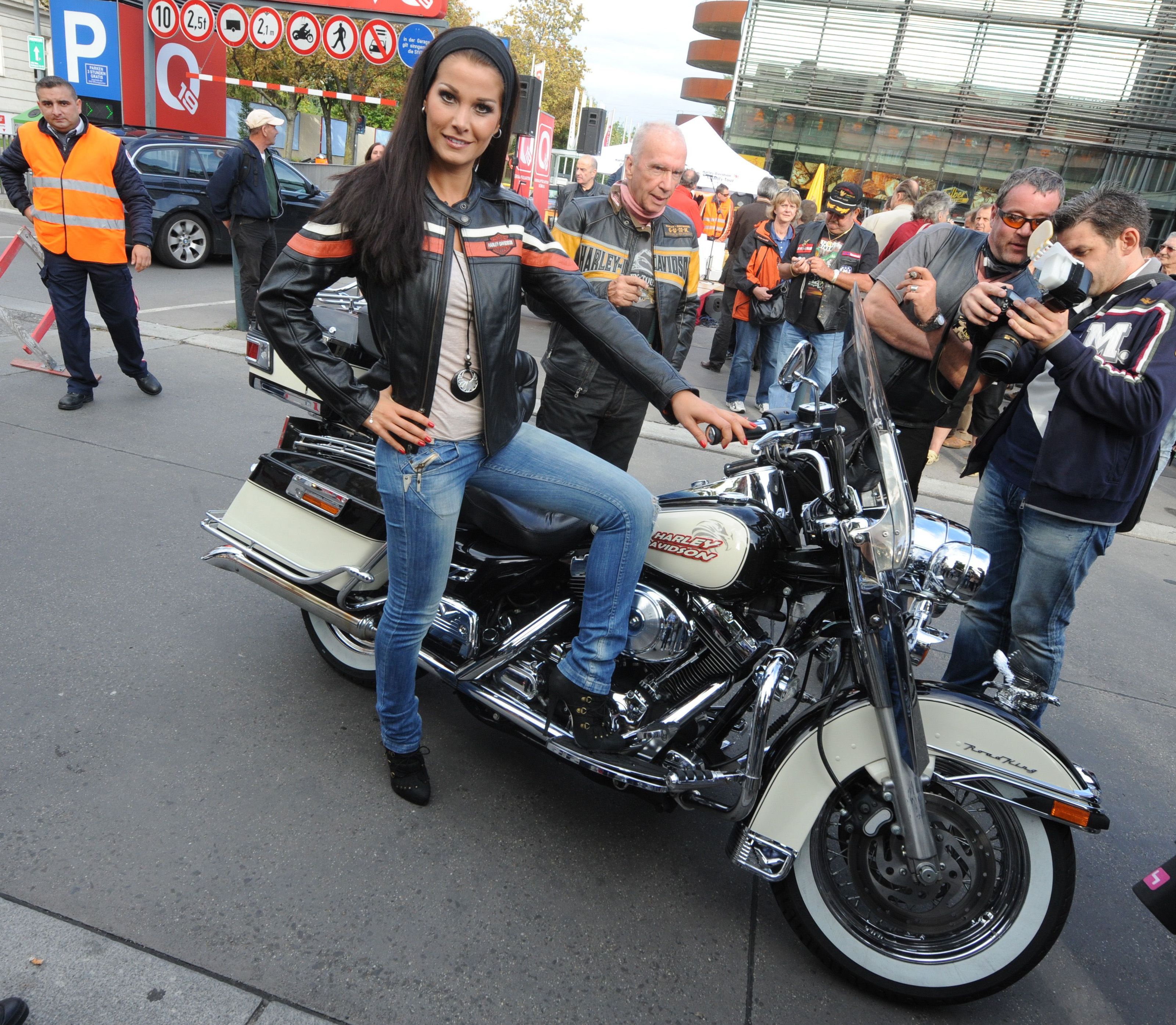 Am 10. August startet die Harley Davidson Tour 2017 in Wien. Am 10. August startet die Harley Davidson Tour 2017 in Wien.