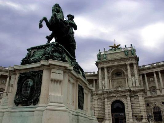 Das Prinz Eugen-Denkmal am Heldenplatz erinnert an die zahlreichen Siege des Feldherrn.