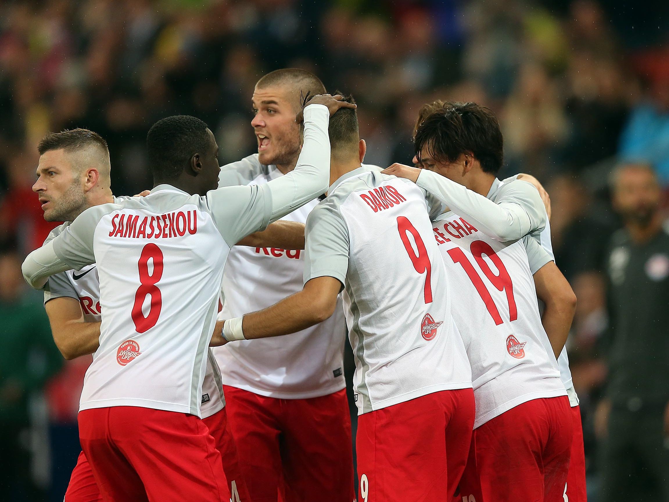 LIVE-Ticker zum Spiel Red Bull Salzburg gegen LASK Linz ab 16.00 Uhr. LIVE-Ticker zum Spiel Red Bull Salzburg gegen LASK Linz ab 16.00 Uhr.