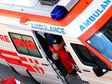 Neun Menschen mussten nach dem Auffahrunfall von der Rettung versorgt werden. Neun Menschen mussten nach dem Auffahrunfall von der Rettung versorgt werden.