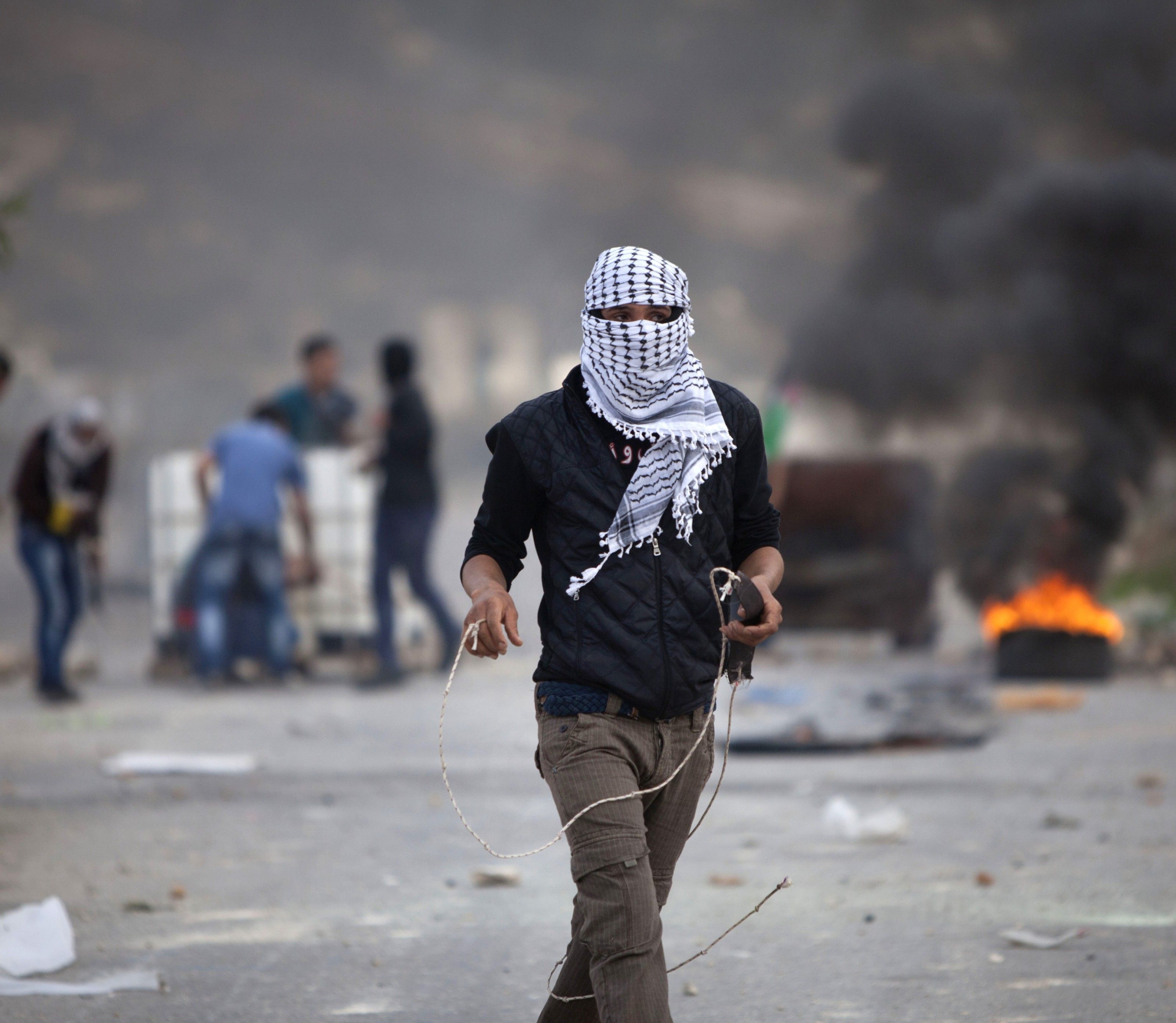 Situation wegen neuer Sicherheitschecks für Muslime angespannt. Situation wegen neuer Sicherheitschecks für Muslime angespannt.