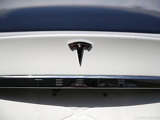 Tesla will sich mehr Kapital besorgen