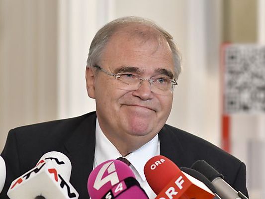 Justizminister Brandstetter wird bei der Nationalratsawahl nicht kandidieren. Justizminister Brandstetter wird bei der Nationalratsawahl nicht kandidieren.