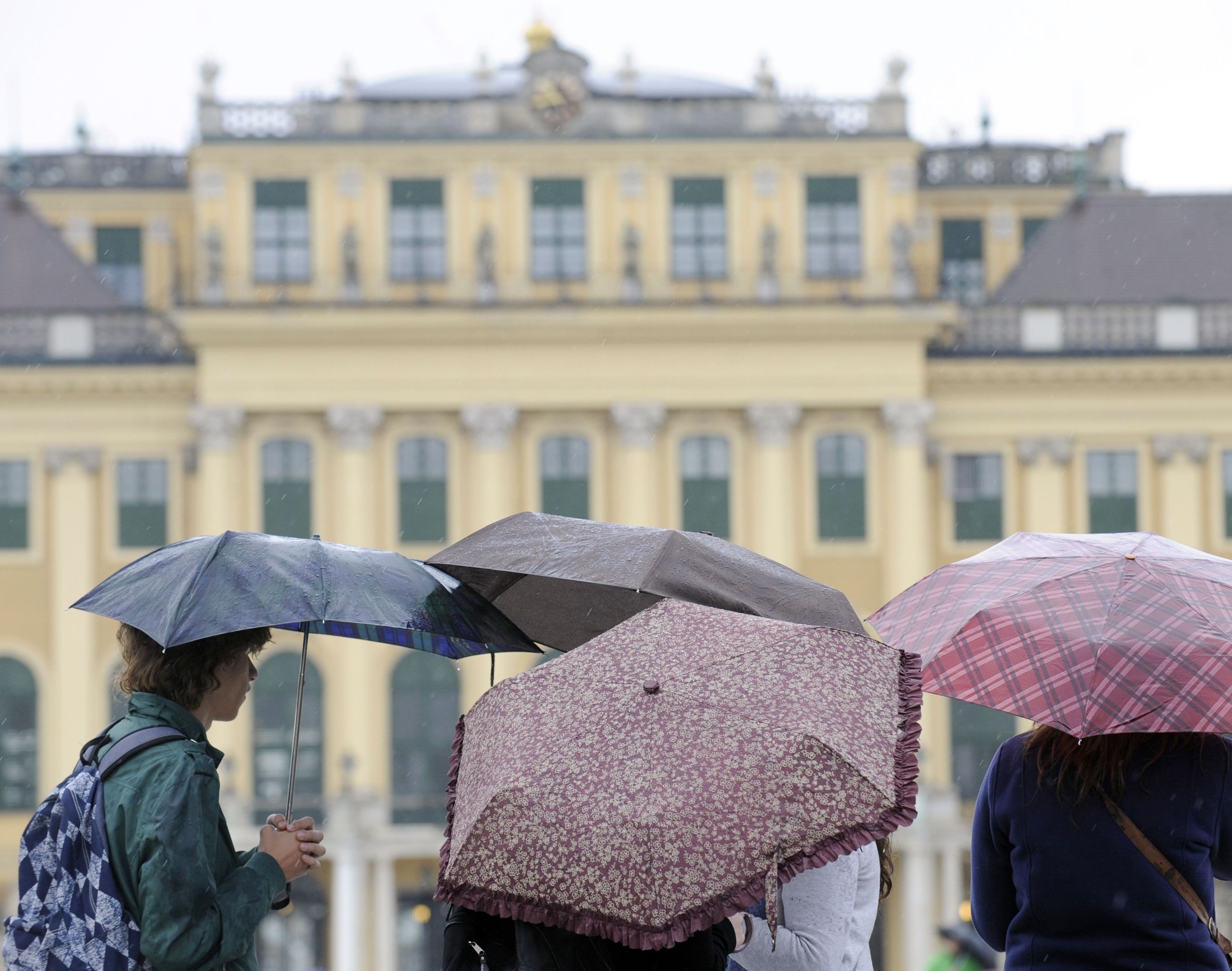 Am Wochenende wird das Wetter deutlich unfreundlicher als zuletzt. Am Wochenende wird das Wetter deutlich unfreundlicher als zuletzt.