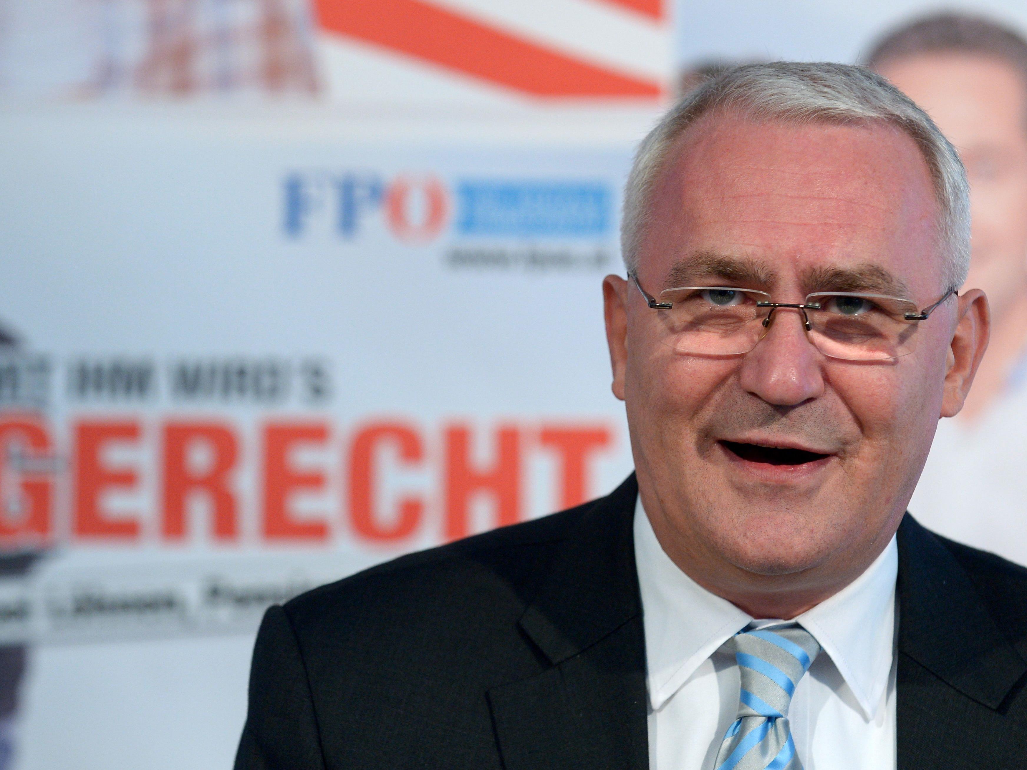Früherer Nationalratspräsident soll bei der Nationalratswahl für die FPÖ an wählbarer Stelle kandidieren.