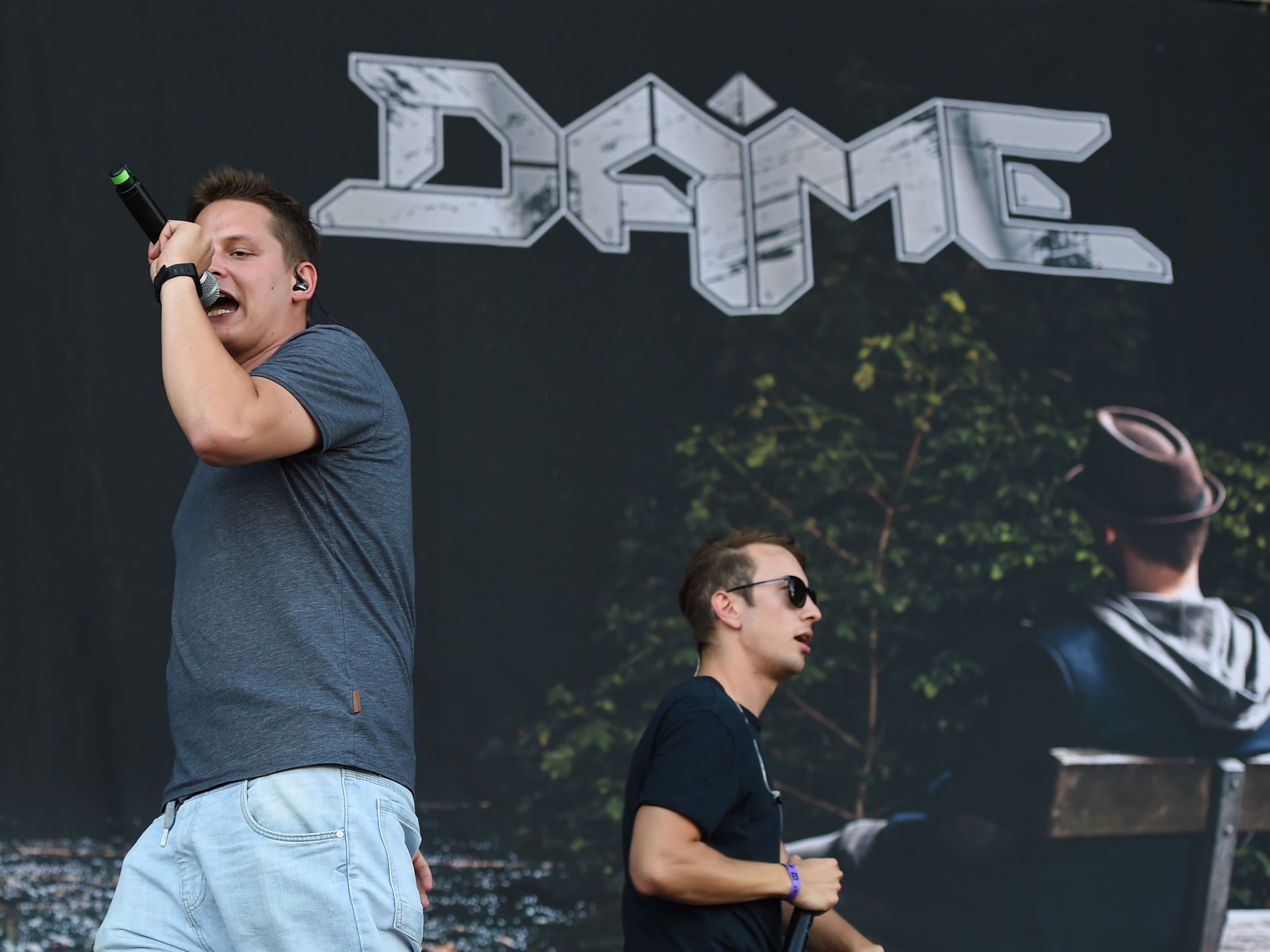 "Dame" startete den ersten musikalischen Abend am Frequency. "Dame" startete den ersten musikalischen Abend am Frequency.