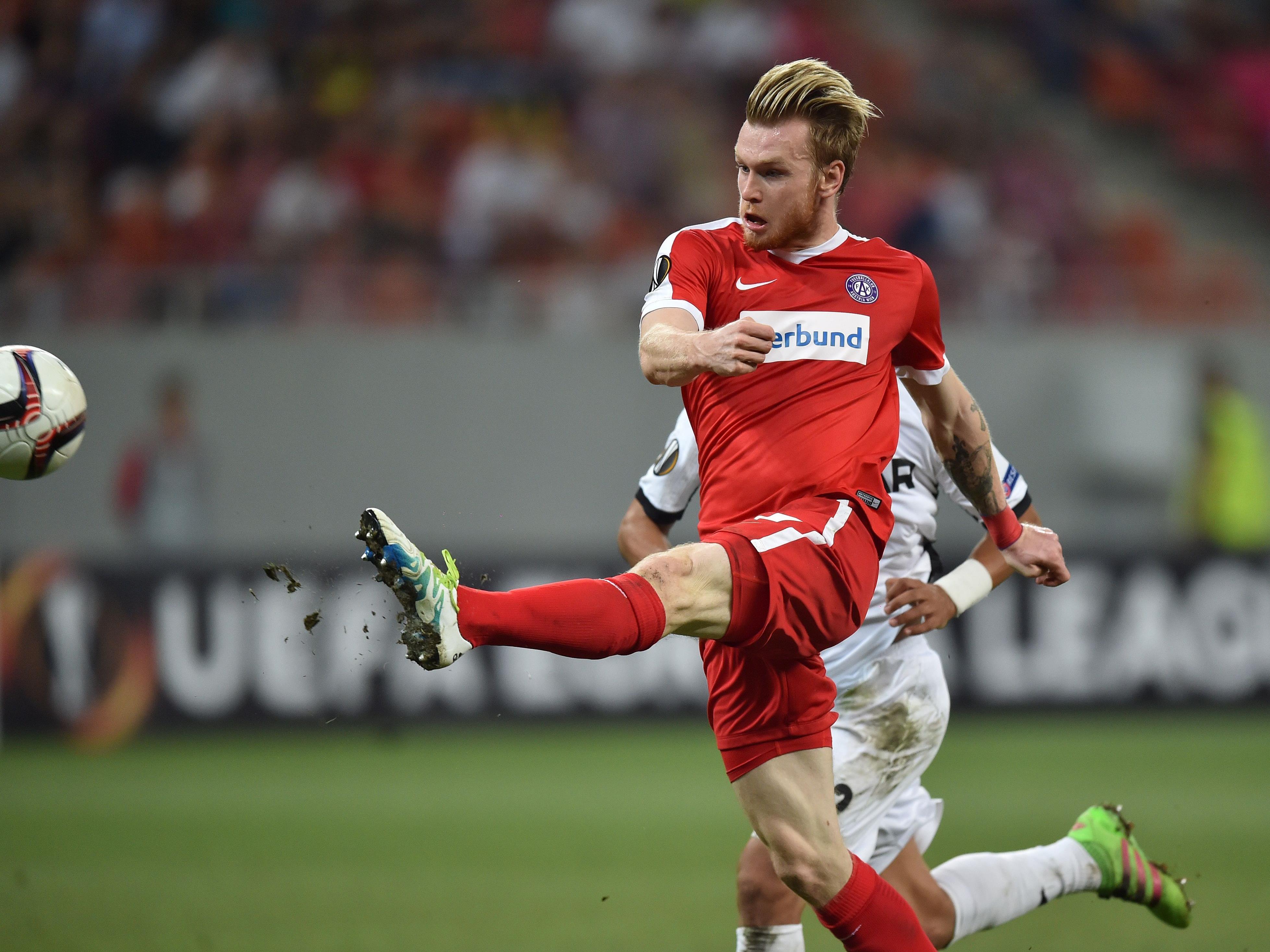 Kevin Friesenbichlers Treffer für Austria Wien auswärts bei Astra Giurgiu steht zur Wahl zum "Tor der Saison" der UEFA.