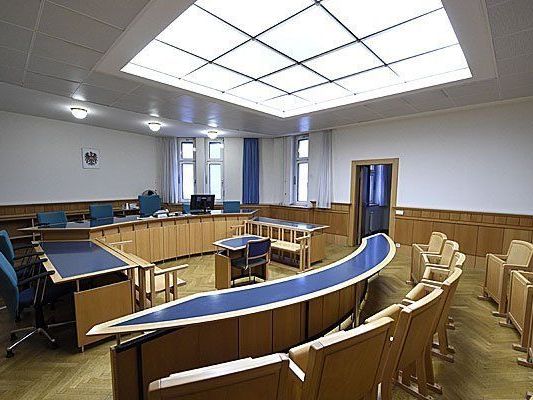 Der Prozess gegen den 47-Jährigen wurde vertagt Der Prozess gegen den 47-Jährigen wurde vertagt