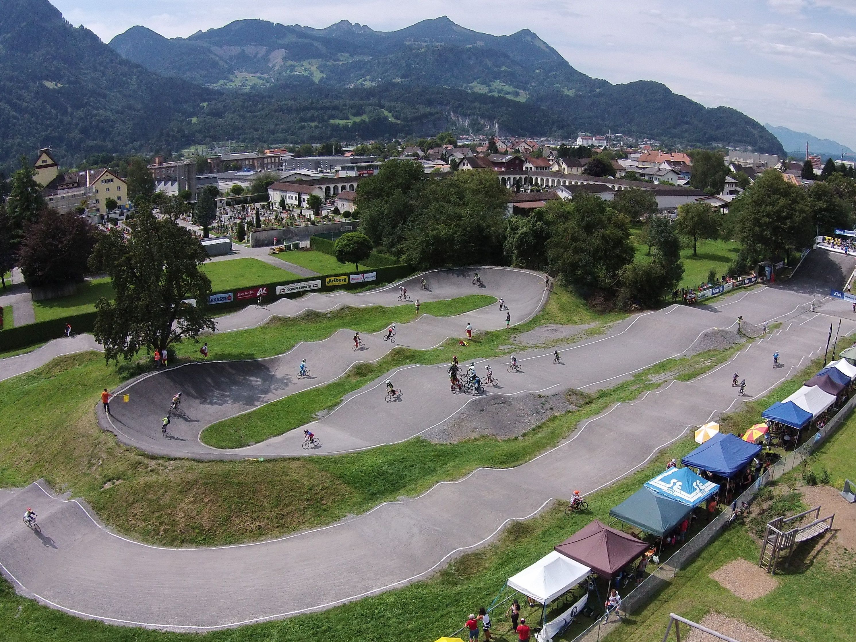 Die selektive Anlage in Bludenz an der Rungelinerstraße Die selektive Anlage in Bludenz an der Rungelinerstraße