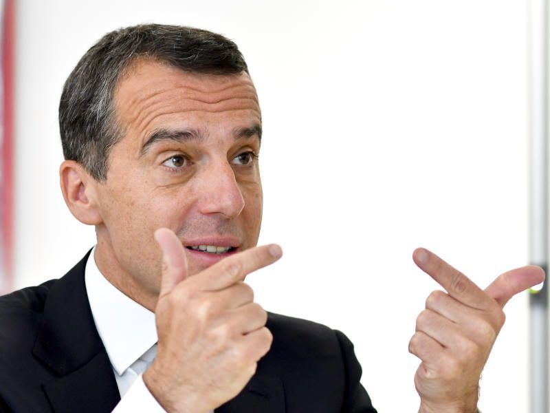 Kanzler Kern verspricht Unternehmern Milliarden-Entlastungen. Kanzler Kern verspricht Unternehmern Milliarden-Entlastungen.