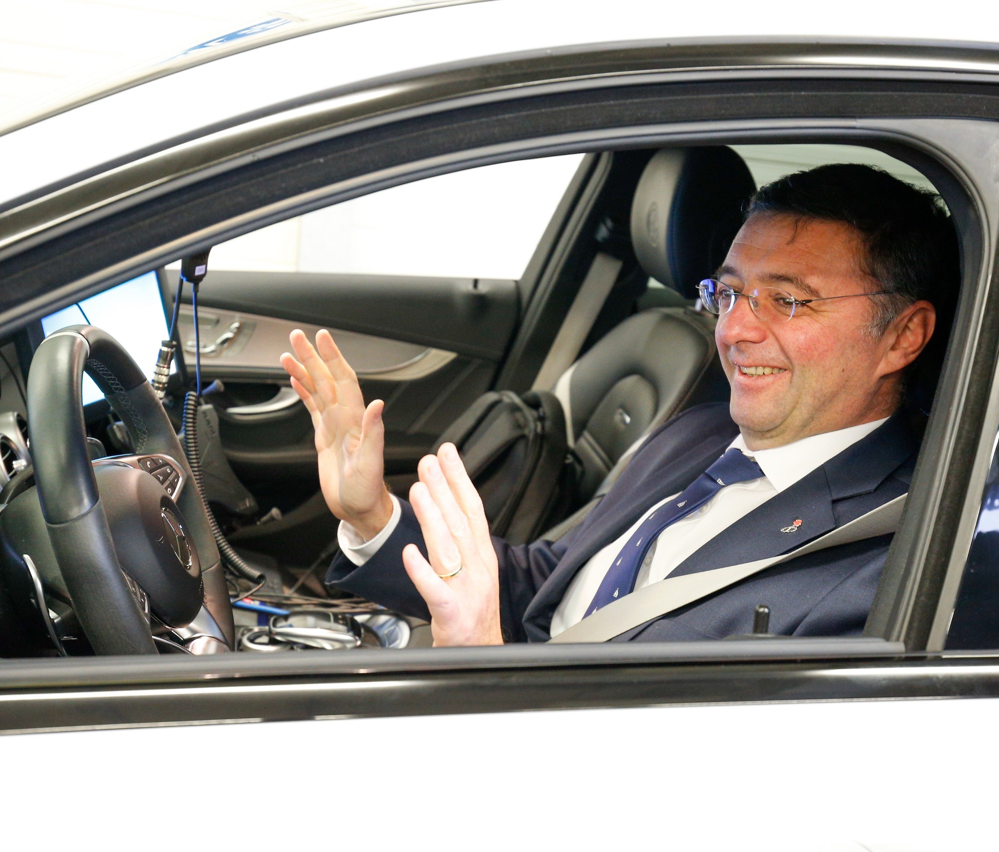 Verkehrsminister Jörg Leichtfried (SPÖ) setz auf dem Weg zur abgeasfreien Mobilität auf Anreize statt auf Verbote. Verkehrsminister Jörg Leichtfried (SPÖ) setz auf dem Weg zur abgeasfreien Mobilität auf Anreize statt auf Verbote.