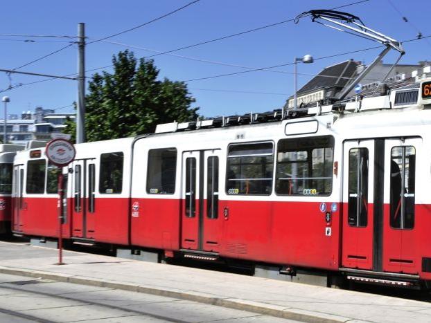 Am Donnerstag ereigene sich in Wien-Meidling ein Unfall mit einer Bim und der Badner Bahn.