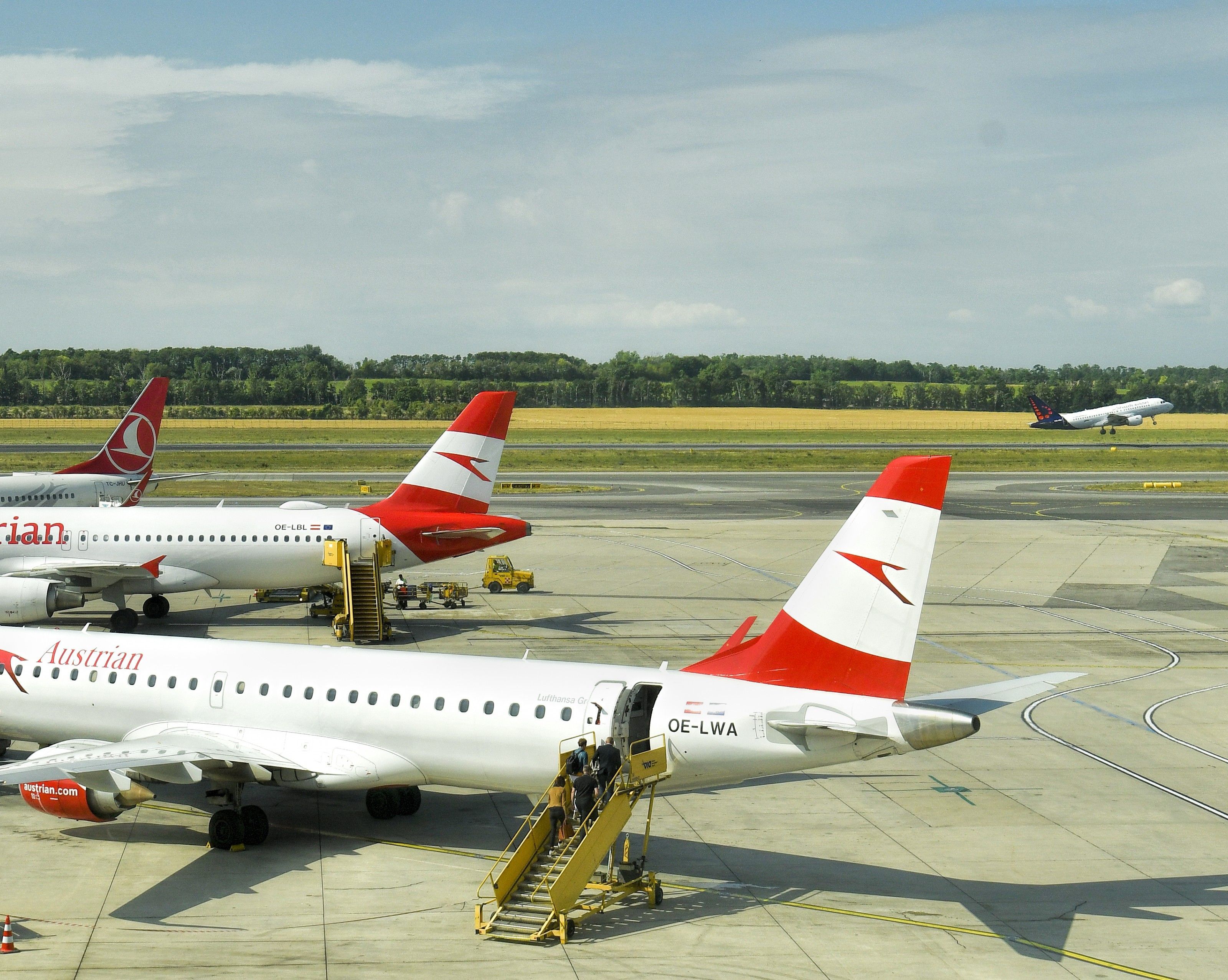 Passagiere bereichteten, "keinerlei Information" bekommen zu haben. Passagiere bereichteten, "keinerlei Information" bekommen zu haben.