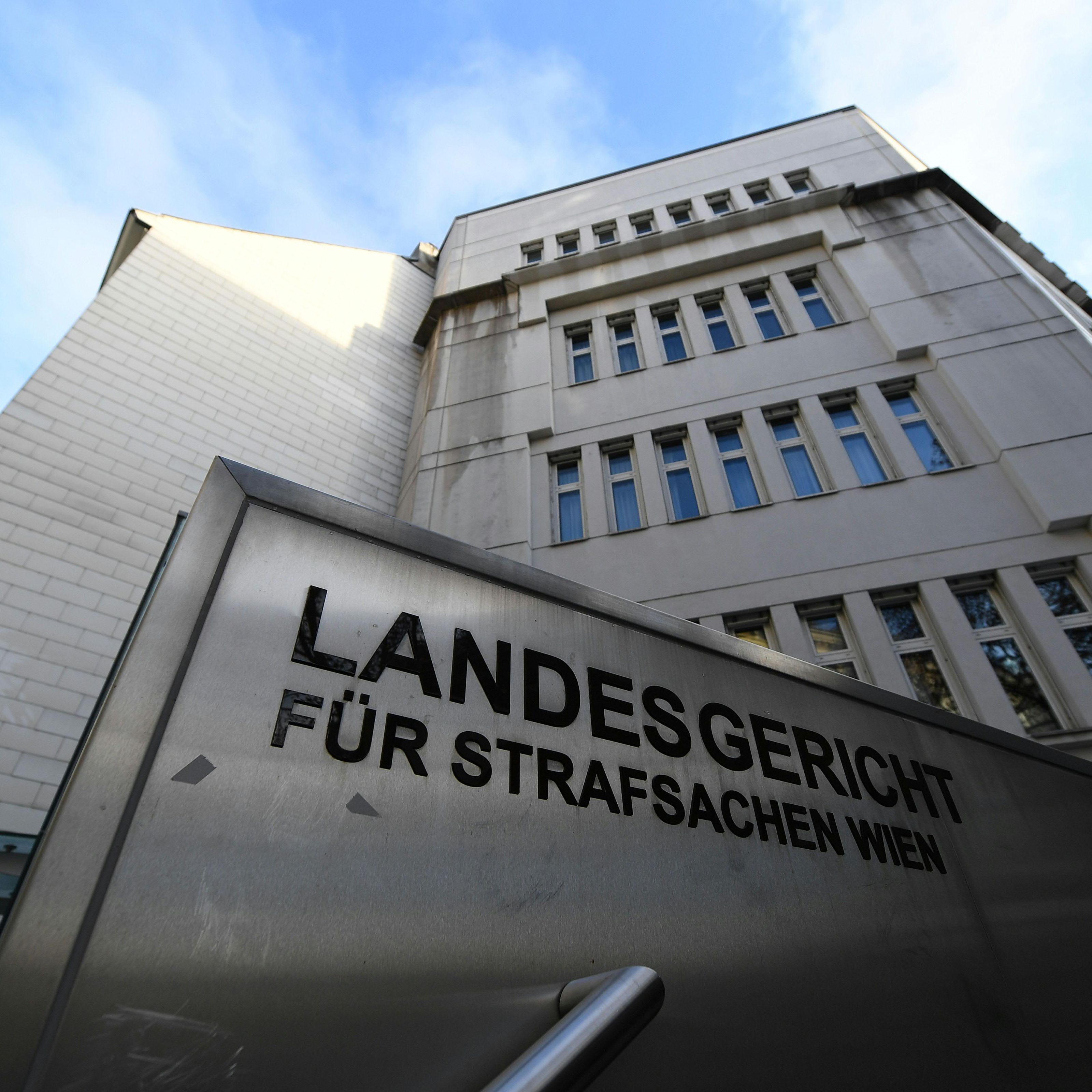 Drei Angeklagte mussten sich am Wiener Landesgericht verteidigen. Drei Angeklagte mussten sich am Wiener Landesgericht verteidigen.