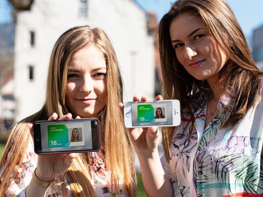 Die aha card gilt in Vorarlberg als offizieller Alternsnachweis für alle zwischen 12 und 24 Jahren. Die aha card gilt in Vorarlberg als offizieller Alternsnachweis für alle zwischen 12 und 24 Jahren.