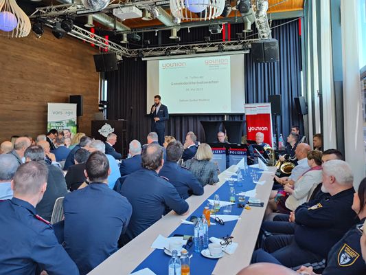 Ein Saal voller Sicherheit im Fohren Center in Bludenz Ein Saal voller Sicherheit im Fohren Center in Bludenz