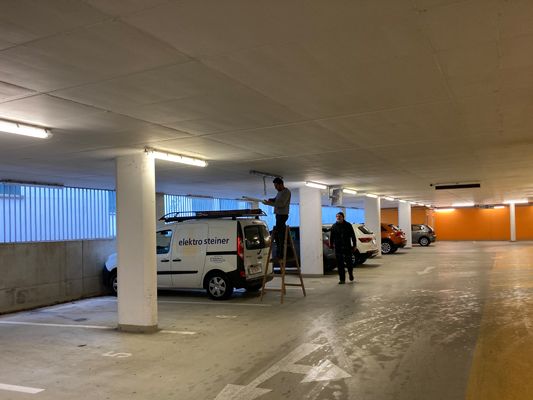 Neue LED-Technik in der Tiefgarage Laurentiuspark in Bludenz Neue LED-Technik in der Tiefgarage Laurentiuspark in Bludenz
