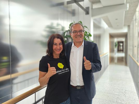 Obfrau und Geschäftsführerin Verein Geben für Leben mit Sparkasse Bludenz-Marketingleiter Arno Sprenger Obfrau und Geschäftsführerin Verein Geben für Leben mit Sparkasse Bludenz-Marketingleiter Arno Sprenger