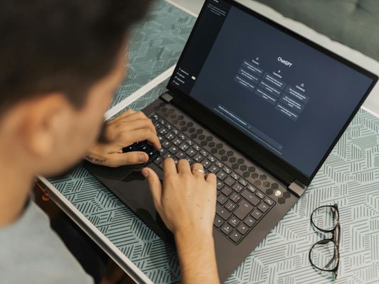 „Künstliche Intelligenz (KI) und ChatGPT in der Jugendarbeit“ lautet der Titel eines am.puls-Workshops am 12. November in Feldkirch. „Künstliche Intelligenz (KI) und ChatGPT in der Jugendarbeit“ lautet der Titel eines am.puls-Workshops am 12. November in Feldkirch.
