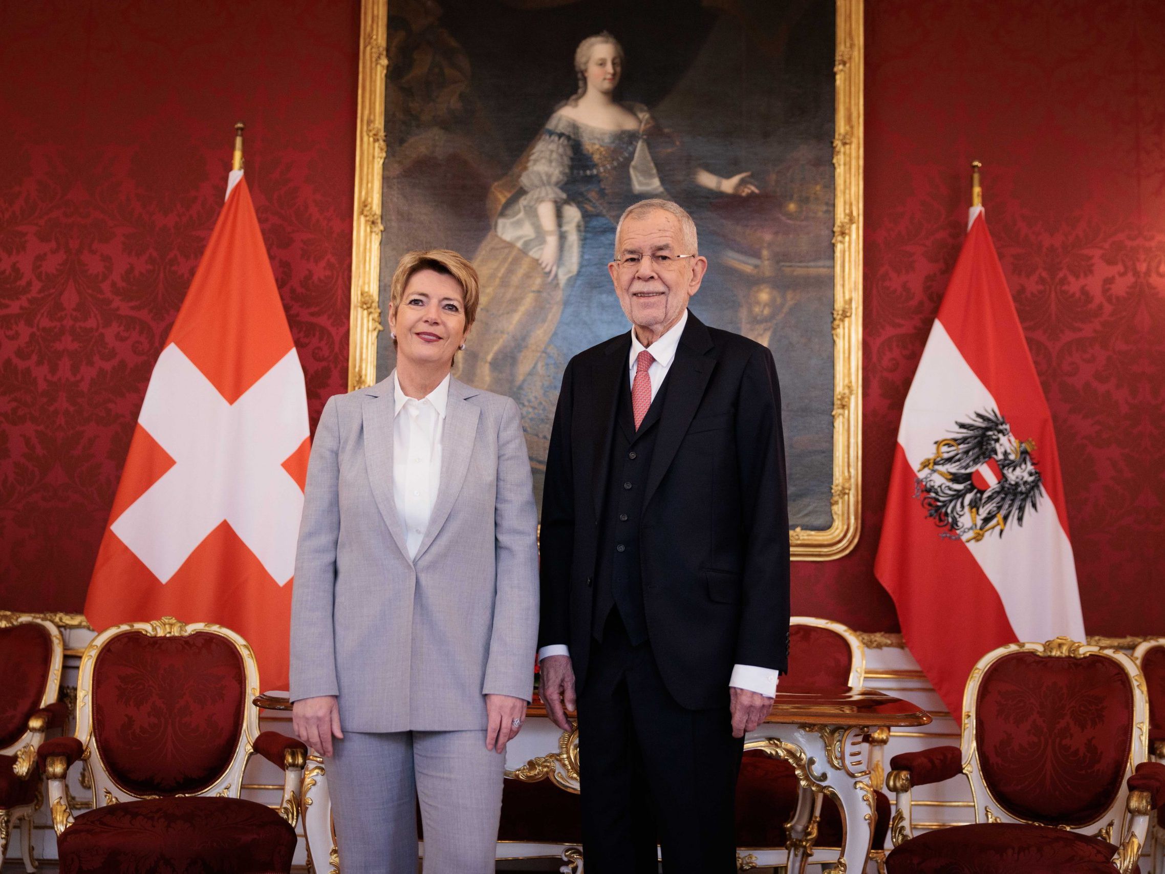 Bundespräsident Van der Bellen empfängt die Schweizer Bundespräsidentin Karin Keller-Sutter. Bundespräsident Van der Bellen empfängt die Schweizer Bundespräsidentin Karin Keller-Sutter.