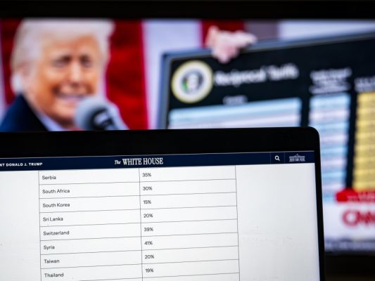 US-Frist für Einführung von Zöllen auf EU-Importe abgelaufen US-Frist für Einführung von Zöllen auf EU-Importe abgelaufen