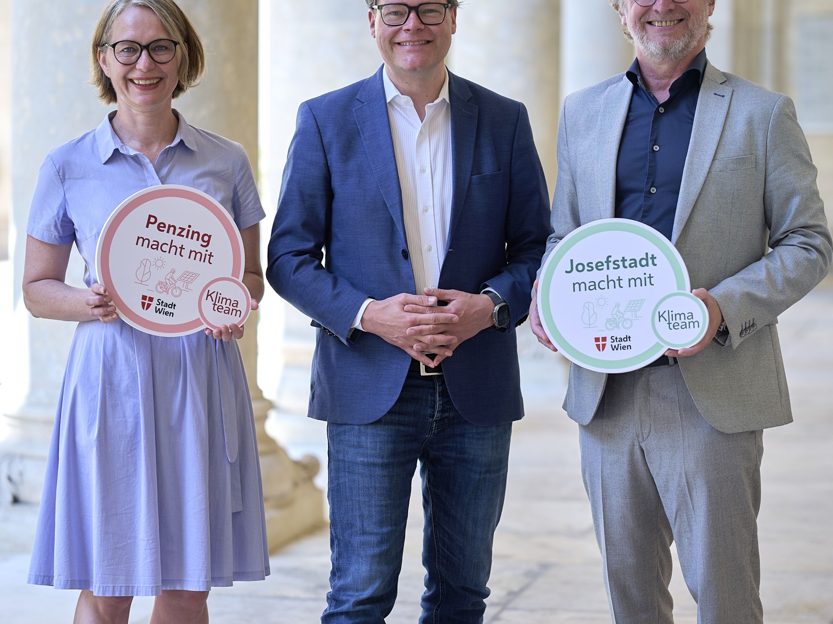 Klimateam mit Stadtrat Jürgen Czernohorszky, Bezirksvorsteherin Michaela Schüchner und Bezirksvorsteher Martin Fabisch. Klimateam mit Stadtrat Jürgen Czernohorszky, Bezirksvorsteherin Michaela Schüchner und Bezirksvorsteher Martin Fabisch.