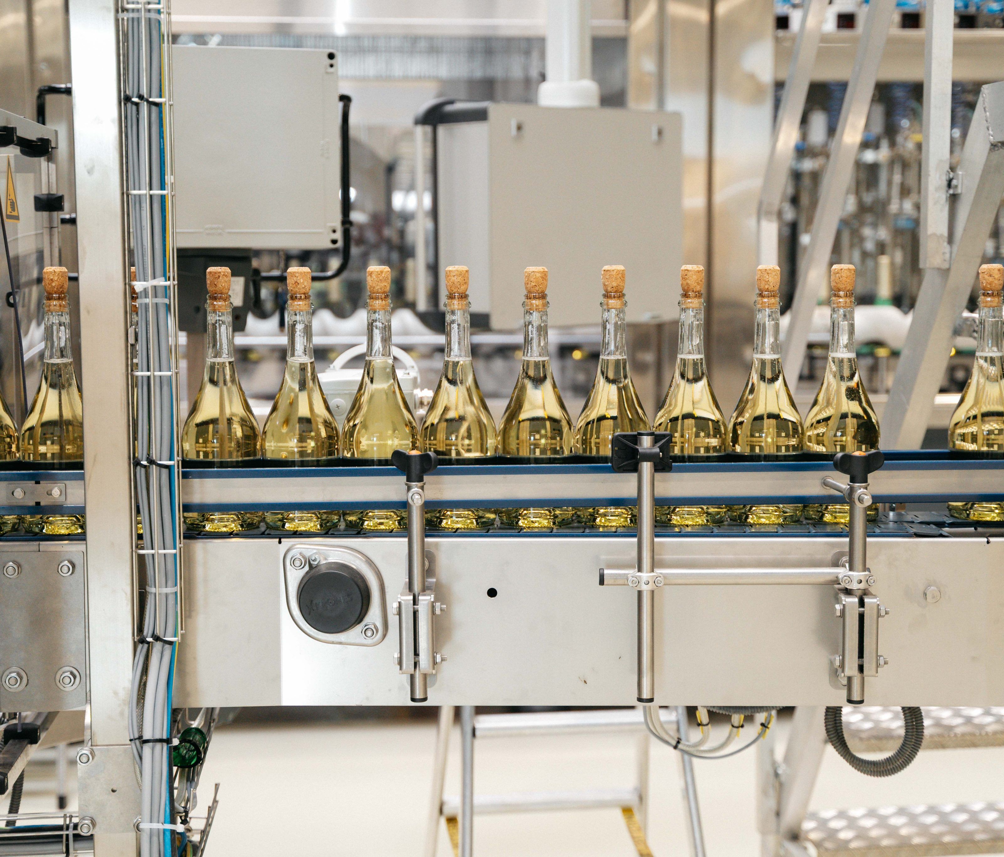 Schlumberger eröffnete einen neuen Produktionsstandort im Burgenland. Schlumberger eröffnete einen neuen Produktionsstandort im Burgenland.