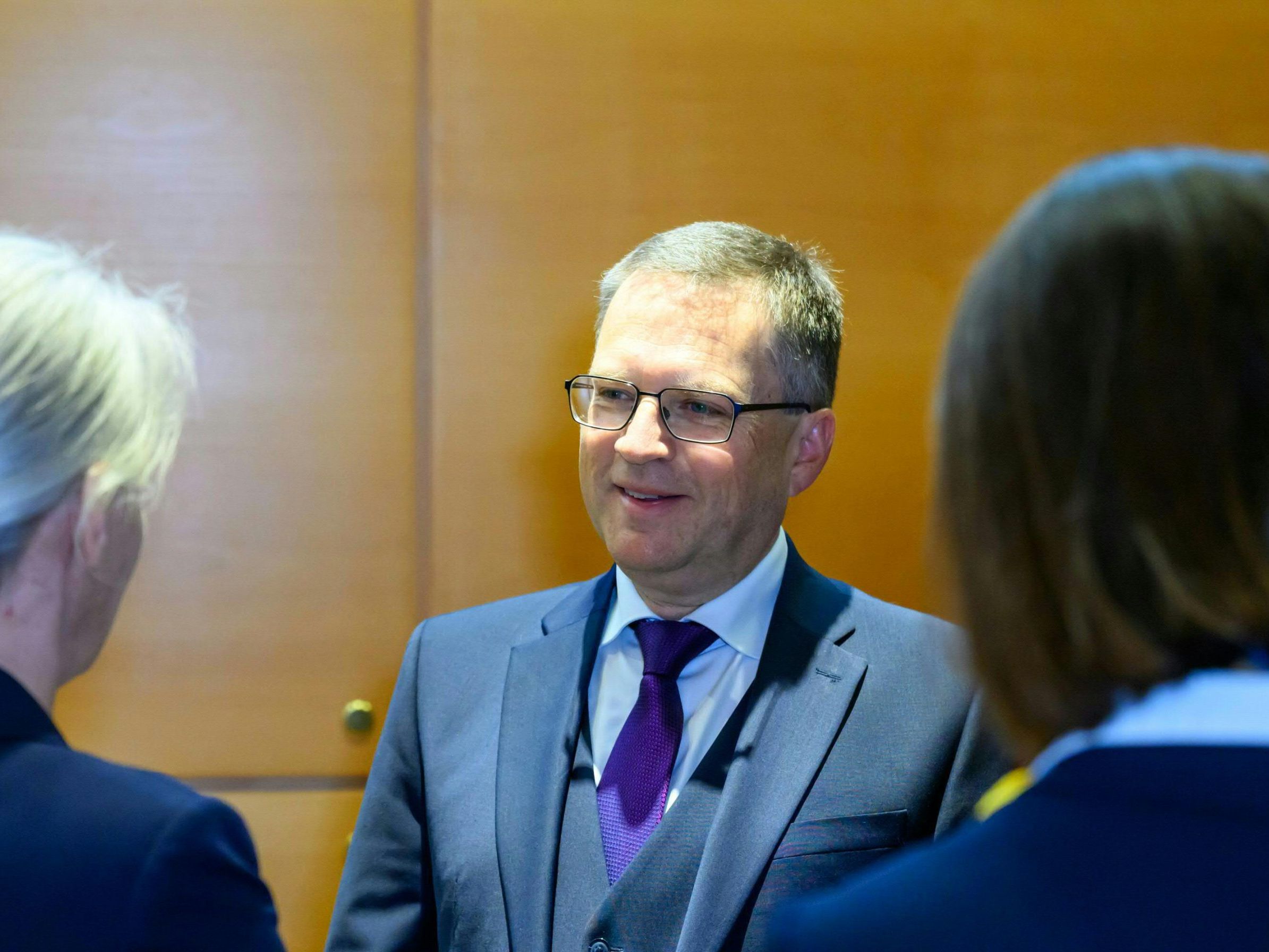 ÖVP-Klubobmann Wöginger möchte vor Gericht "Verantwortung" übernehmen. ÖVP-Klubobmann Wöginger möchte vor Gericht "Verantwortung" übernehmen.