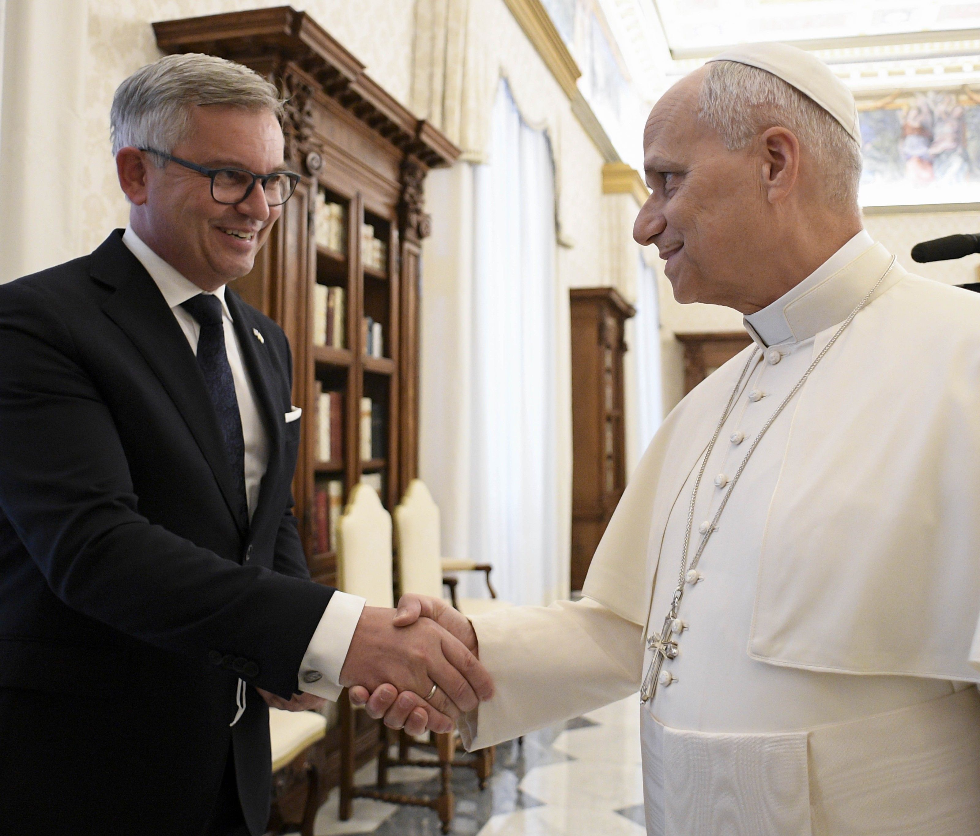 Papst Leo XIV. empfing EU-Kommissar Brunner. Papst Leo XIV. empfing EU-Kommissar Brunner.