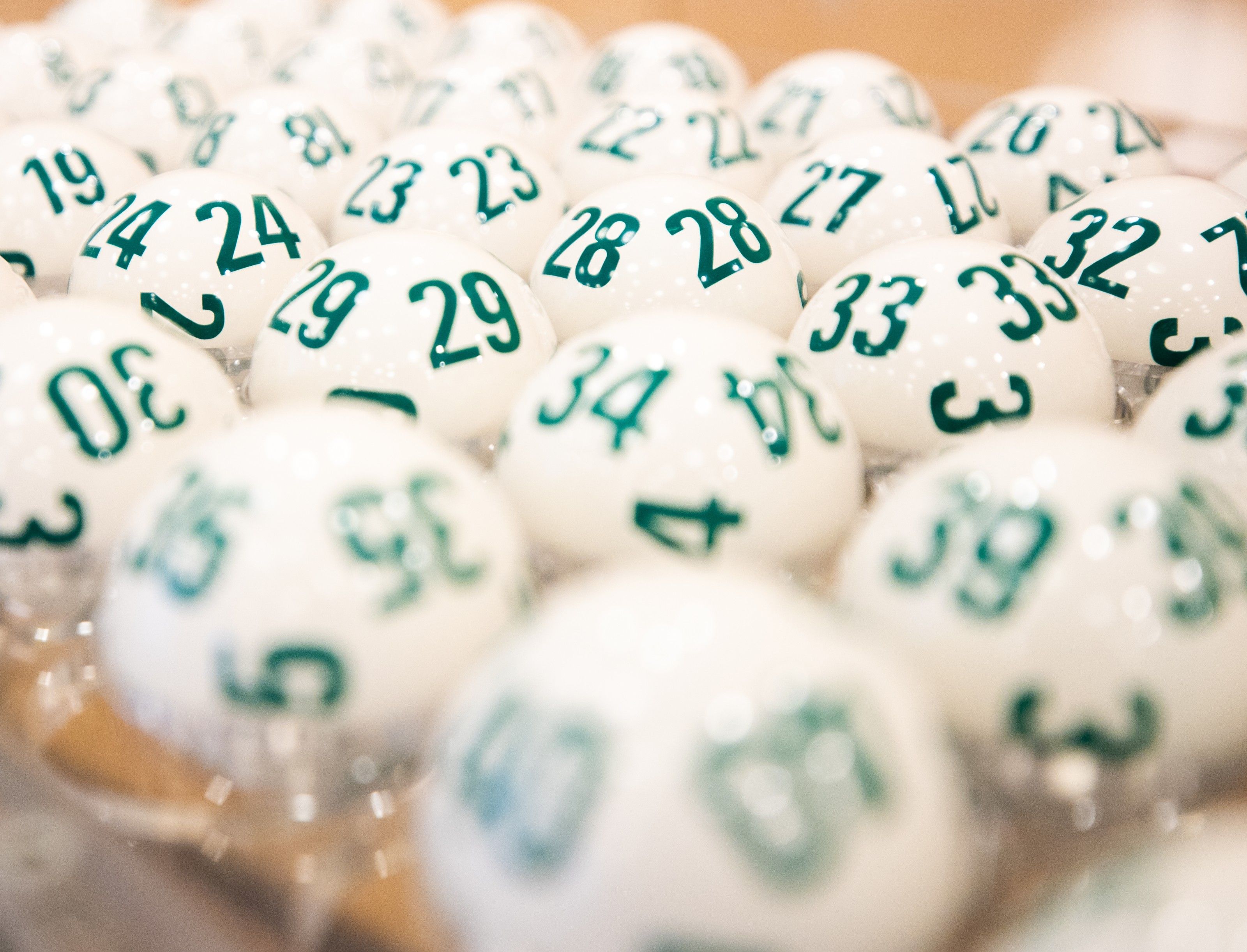 Nach der Lotto-Ziehung am Mittwoch jubelten gleich mehrere Spieler. Nach der Lotto-Ziehung am Mittwoch jubelten gleich mehrere Spieler.