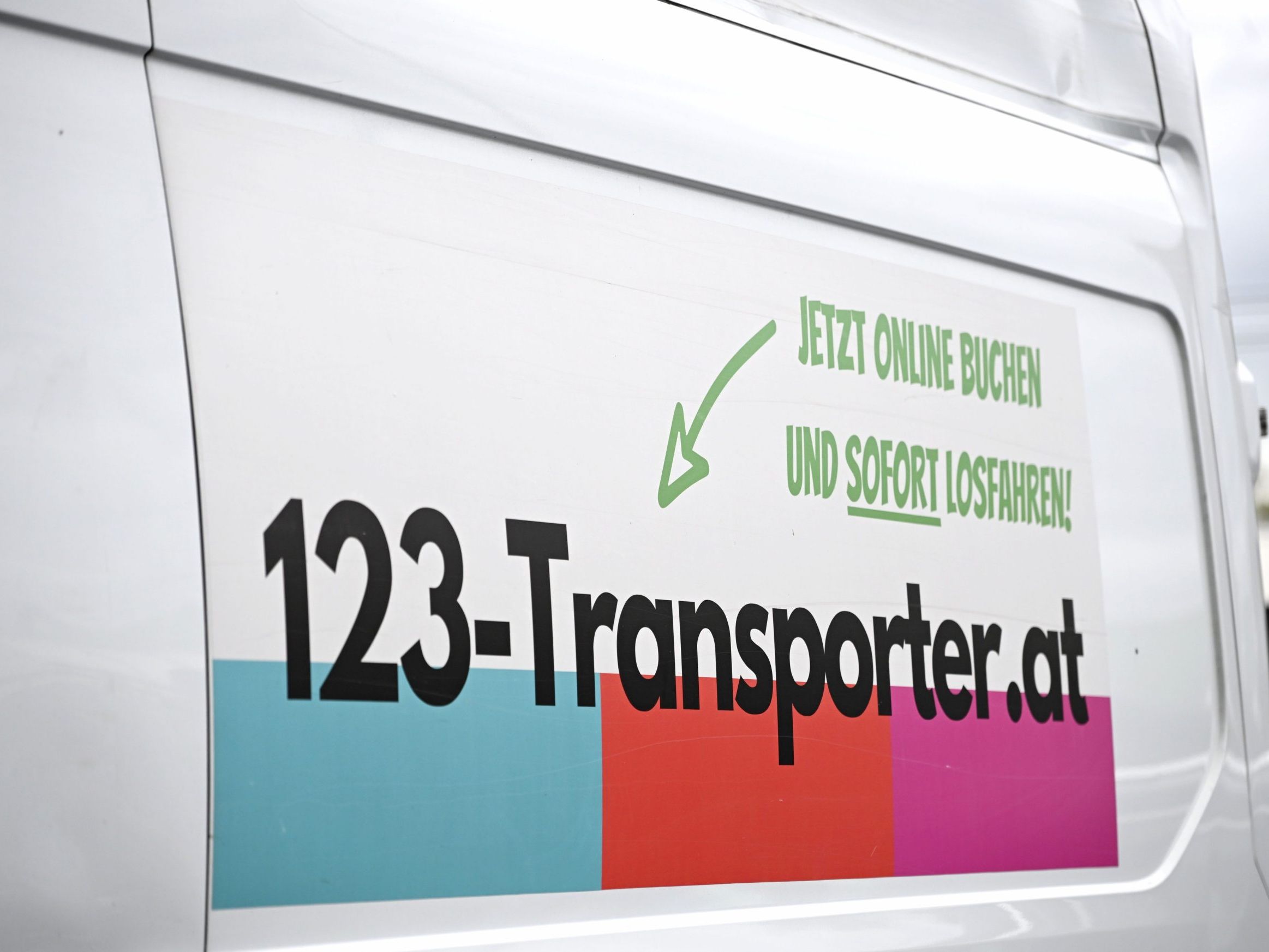 Ein Sanierungsverfahren wurde über 123-Transporter eröffnet. Ein Sanierungsverfahren wurde über 123-Transporter eröffnet.