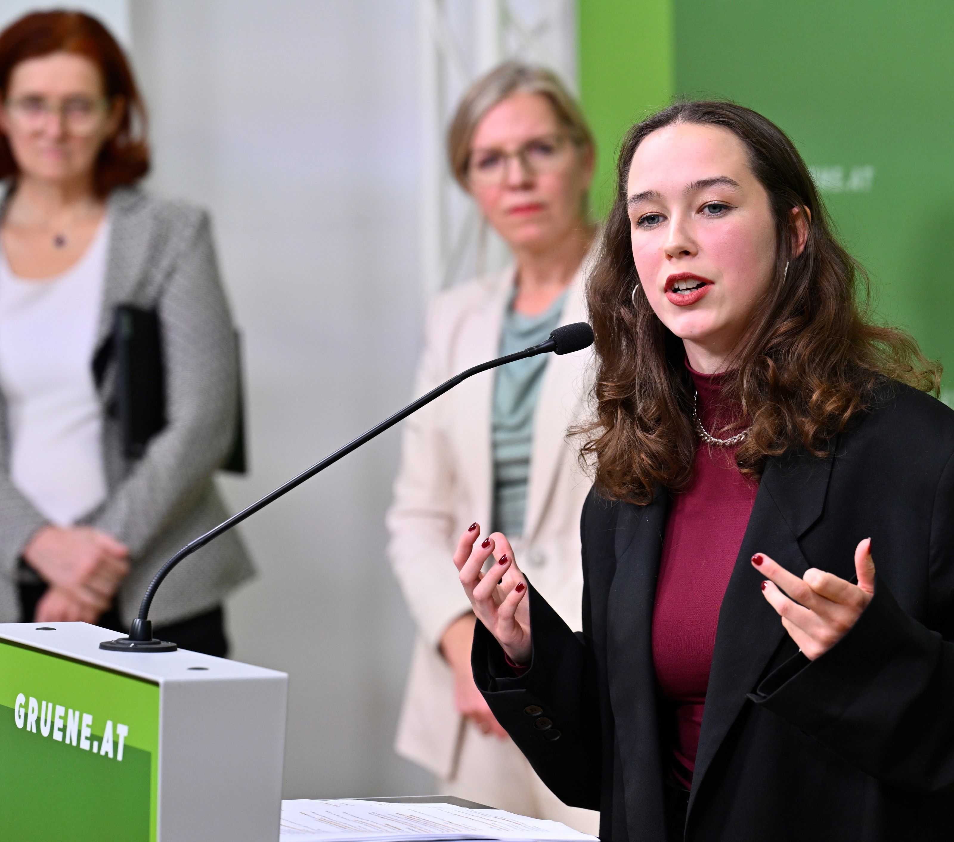 Laut der Wiener Ökonomin ist Nichtstun gegen die Klimakrise die "teuerste Option". Laut der Wiener Ökonomin ist Nichtstun gegen die Klimakrise die "teuerste Option".