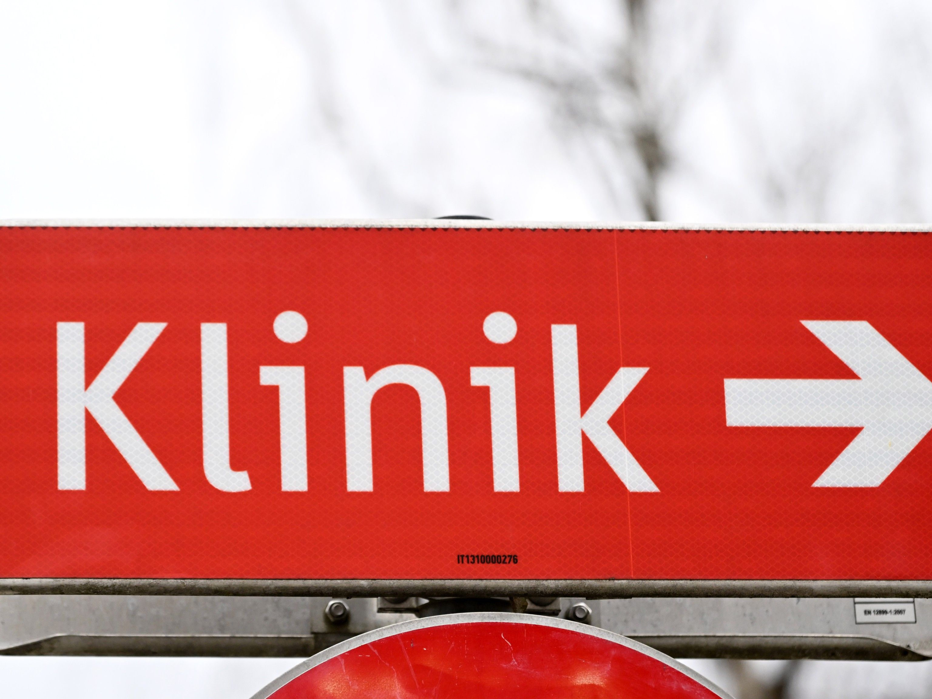 Nach dem Tod einer Patientin mehren sich die politischen Forderungen nach besserer Abstimmung. Nach dem Tod einer Patientin mehren sich die politischen Forderungen nach besserer Abstimmung.