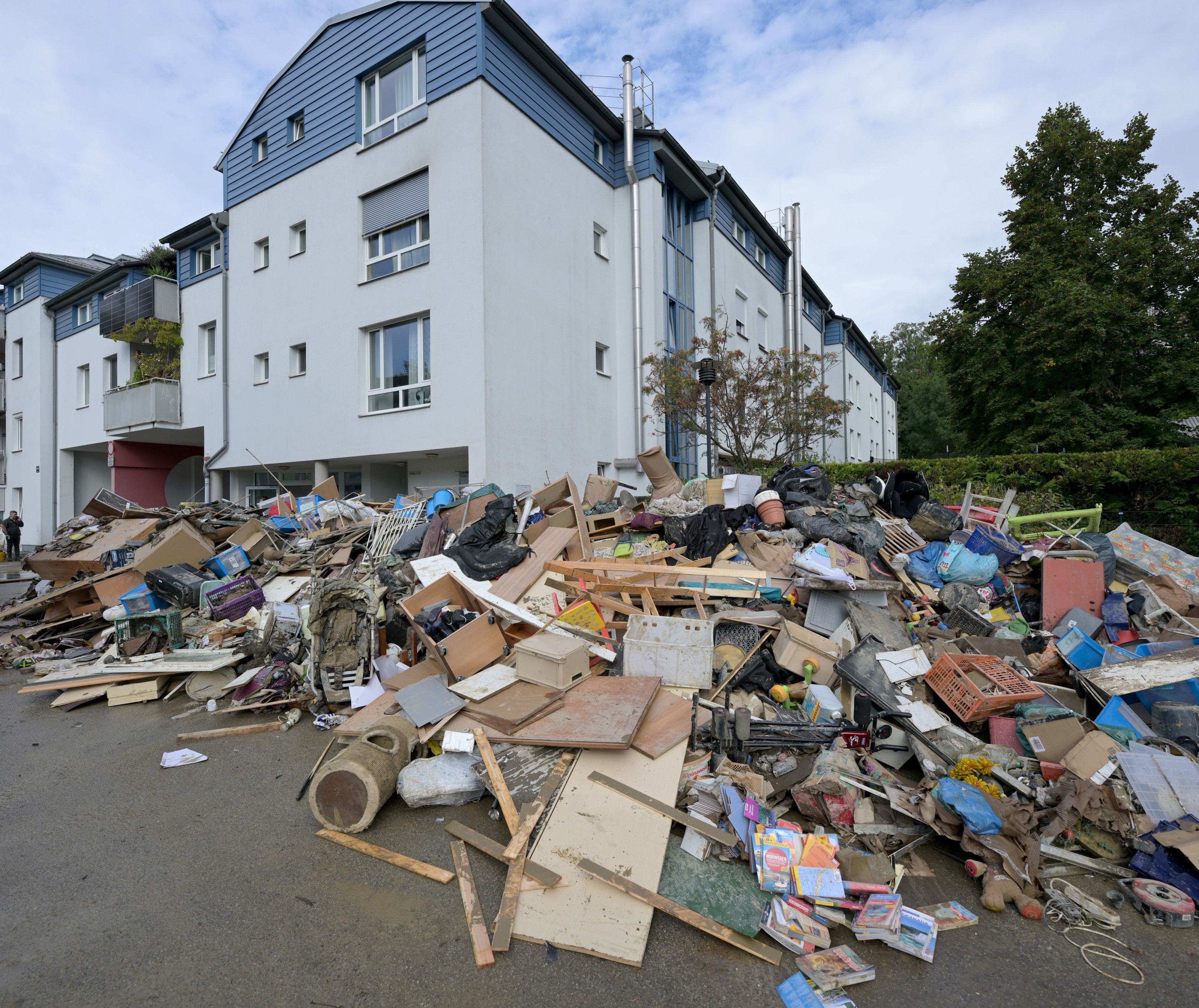 Die Extremwetterschäden steigen durch die Klimakrise. Die Extremwetterschäden steigen durch die Klimakrise.
