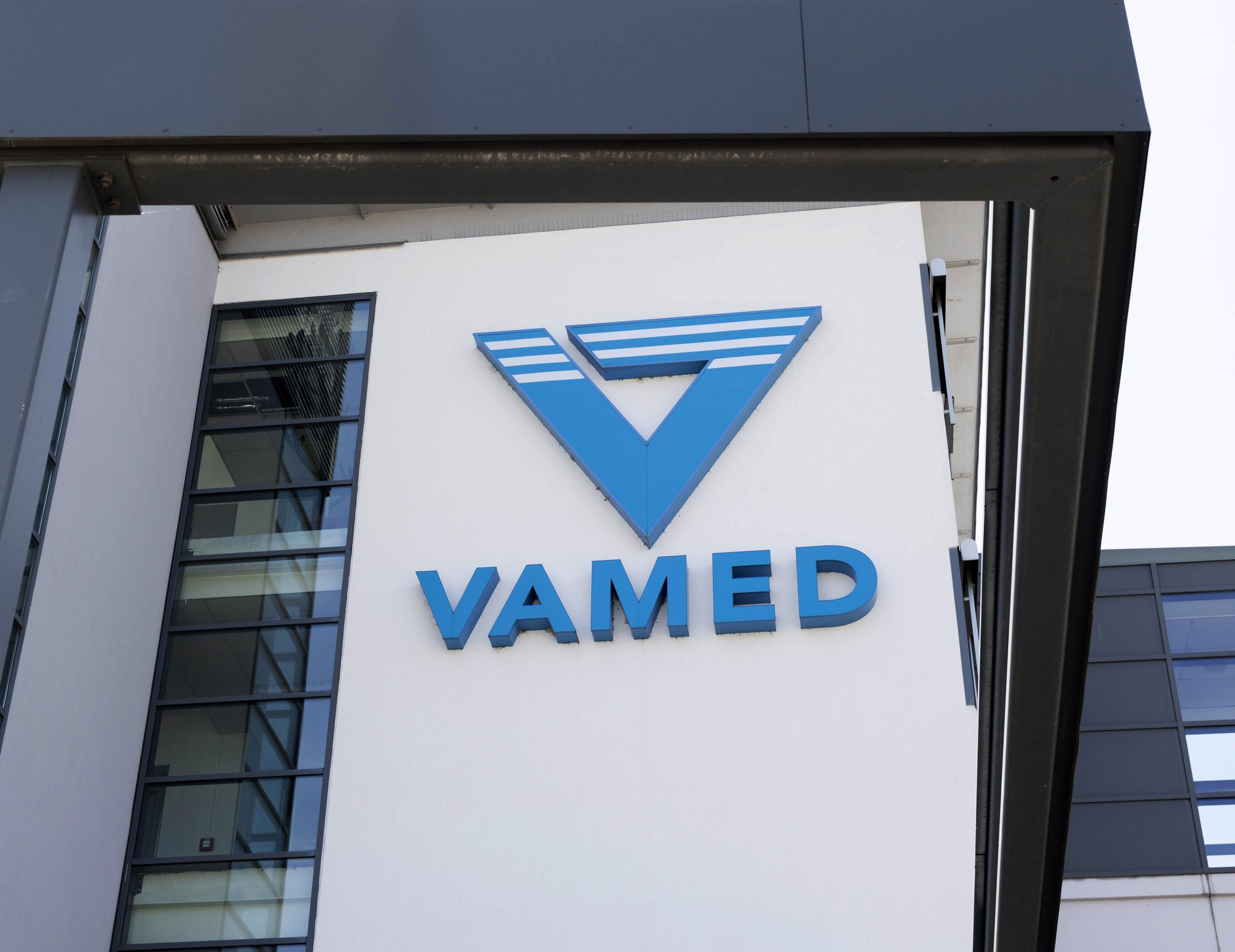 Porr/Strabag blasen den gemeinsamen Kauf der Vamed-Österreich-Sparte ab. Porr/Strabag blasen den gemeinsamen Kauf der Vamed-Österreich-Sparte ab.