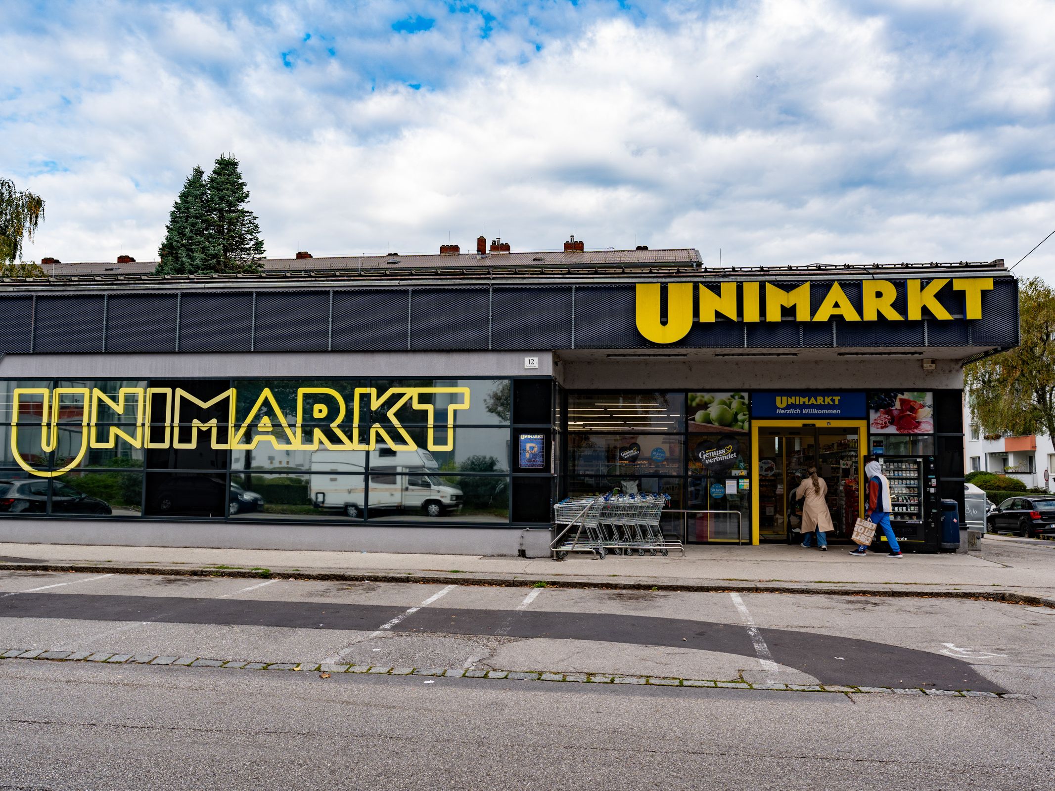 Rund 90 Unimarkt-Filialen stehen zum Verkauf. Rund 90 Unimarkt-Filialen stehen zum Verkauf.