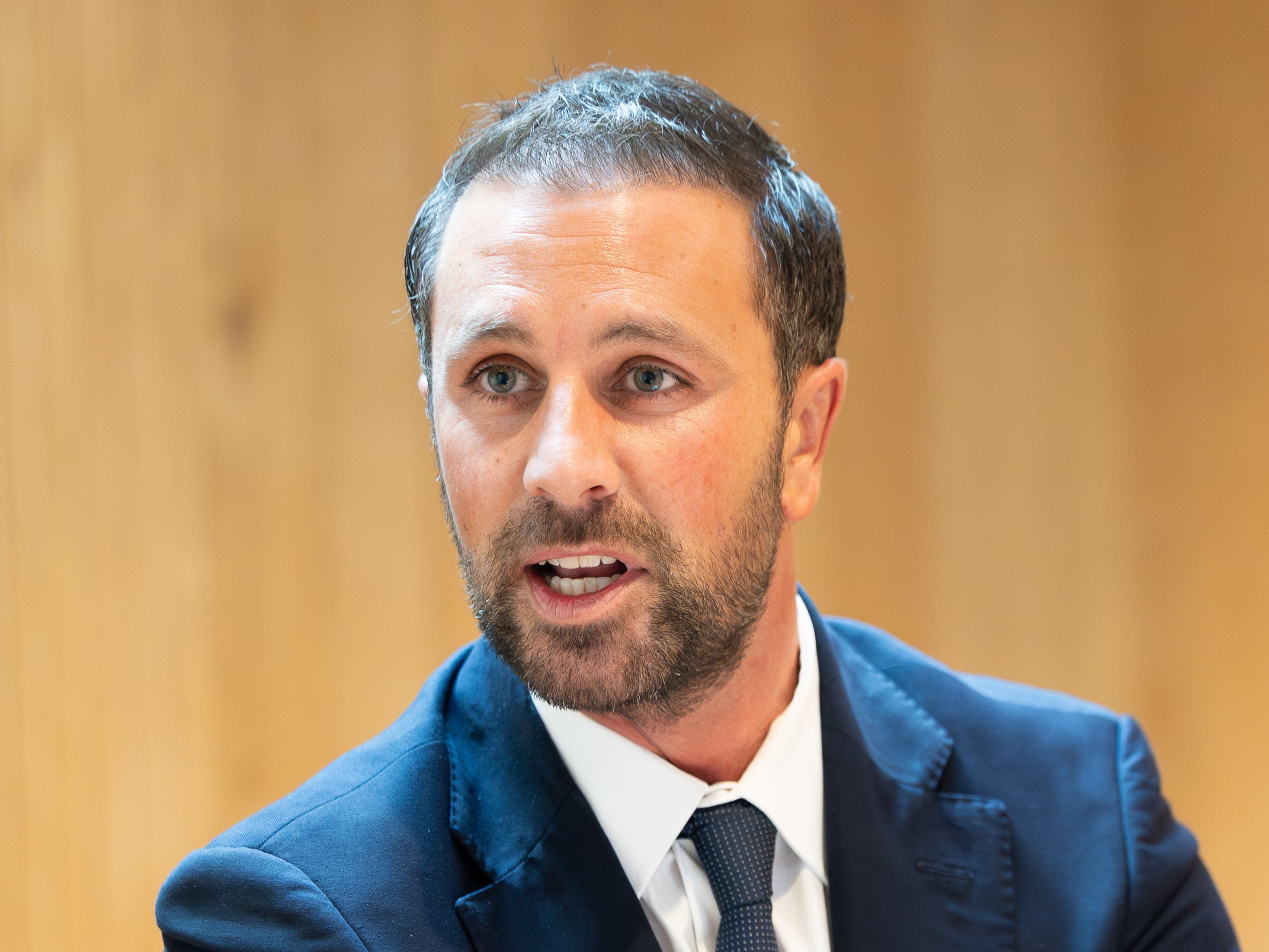 Dornauer geht gegen seinen SPÖ-Ausschluss vor und ruft das Schiedsgericht an. Dornauer geht gegen seinen SPÖ-Ausschluss vor und ruft das Schiedsgericht an.