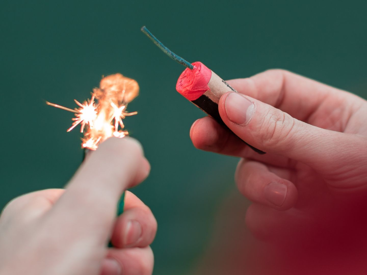 Der Jugendliche hatte die Pyrotechnik in einem Park gezündet. Der Jugendliche hatte die Pyrotechnik in einem Park gezündet.